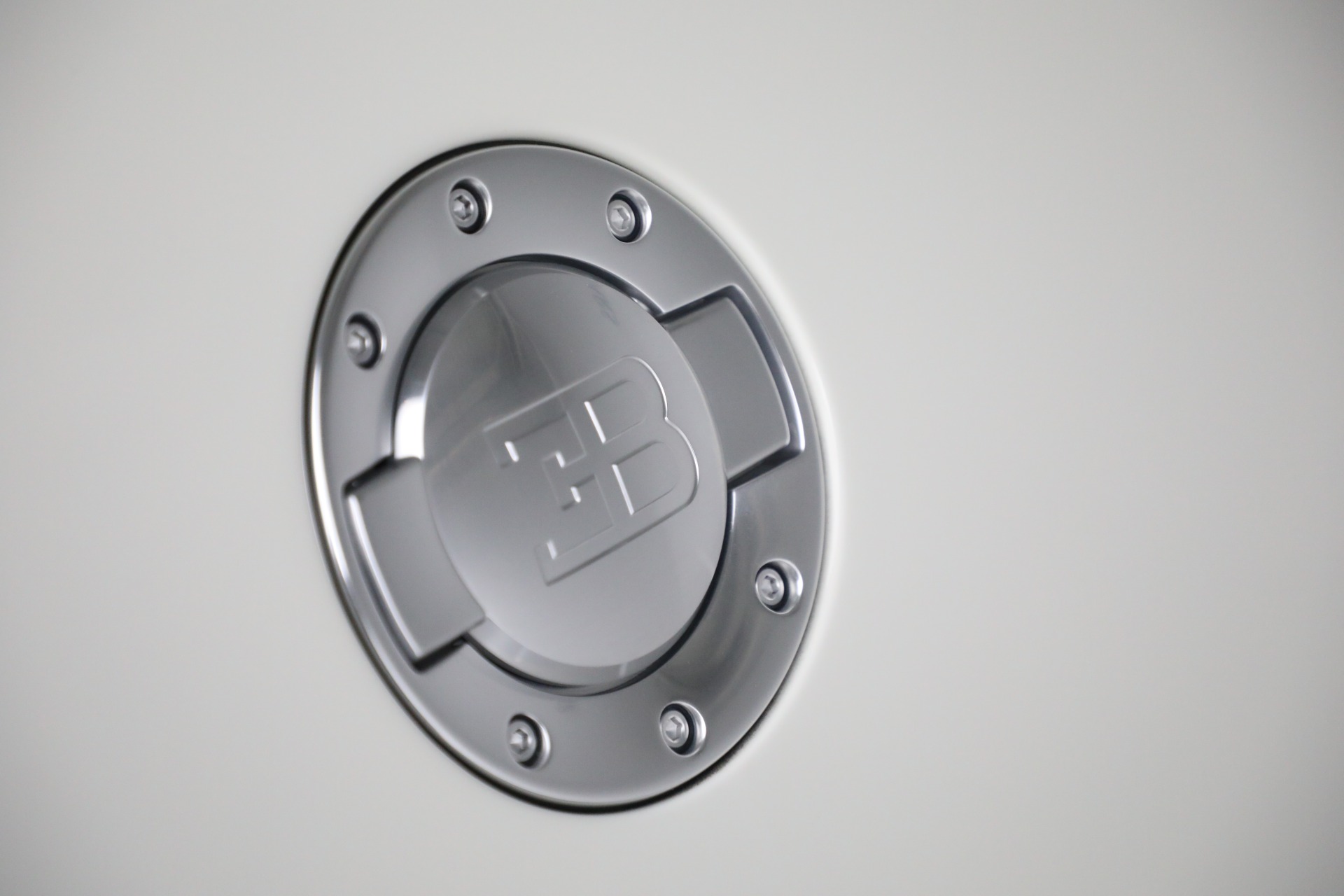 Used-2010-Bugatti-Veyron-164-Grand-Sport