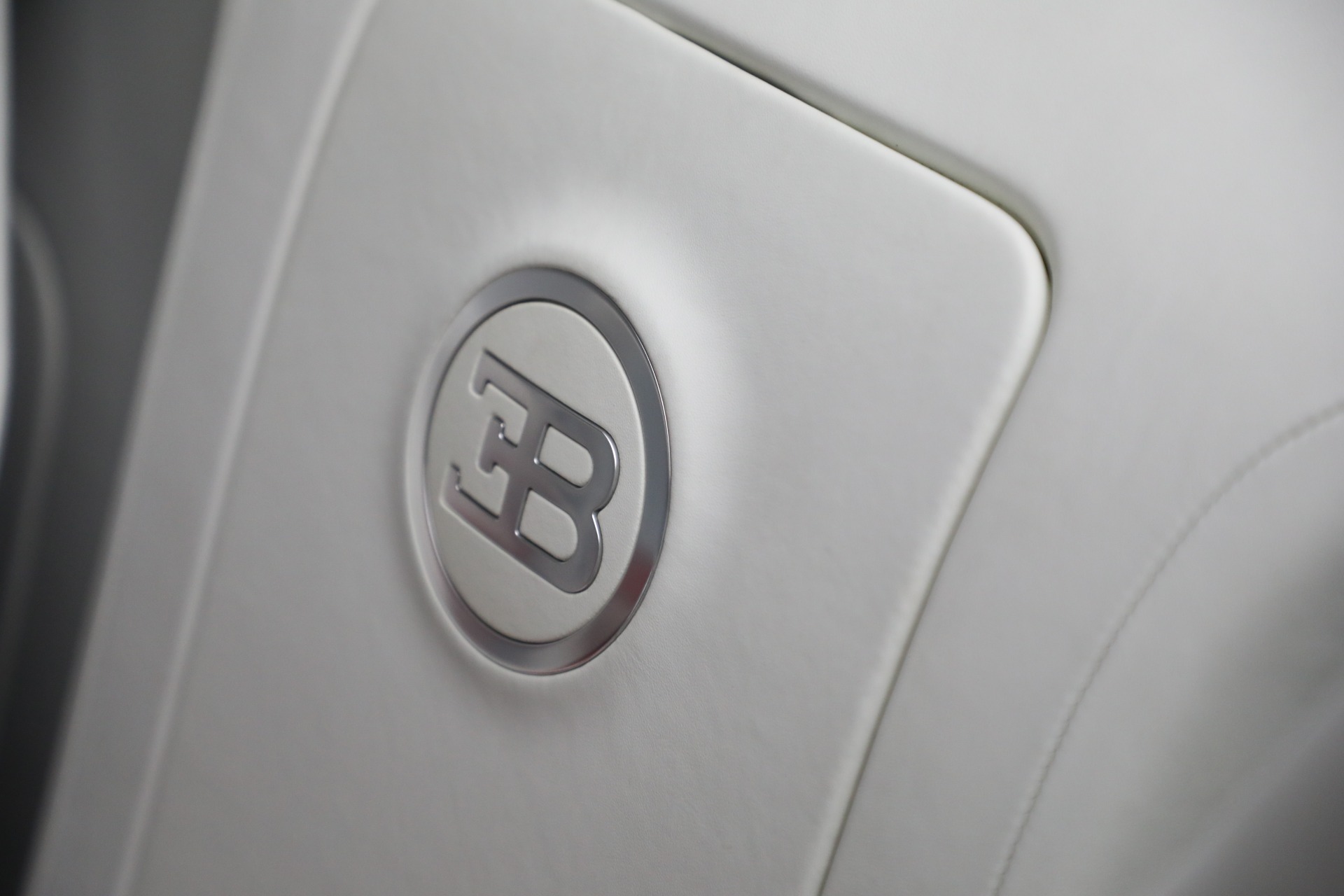 Used-2010-Bugatti-Veyron-164-Grand-Sport