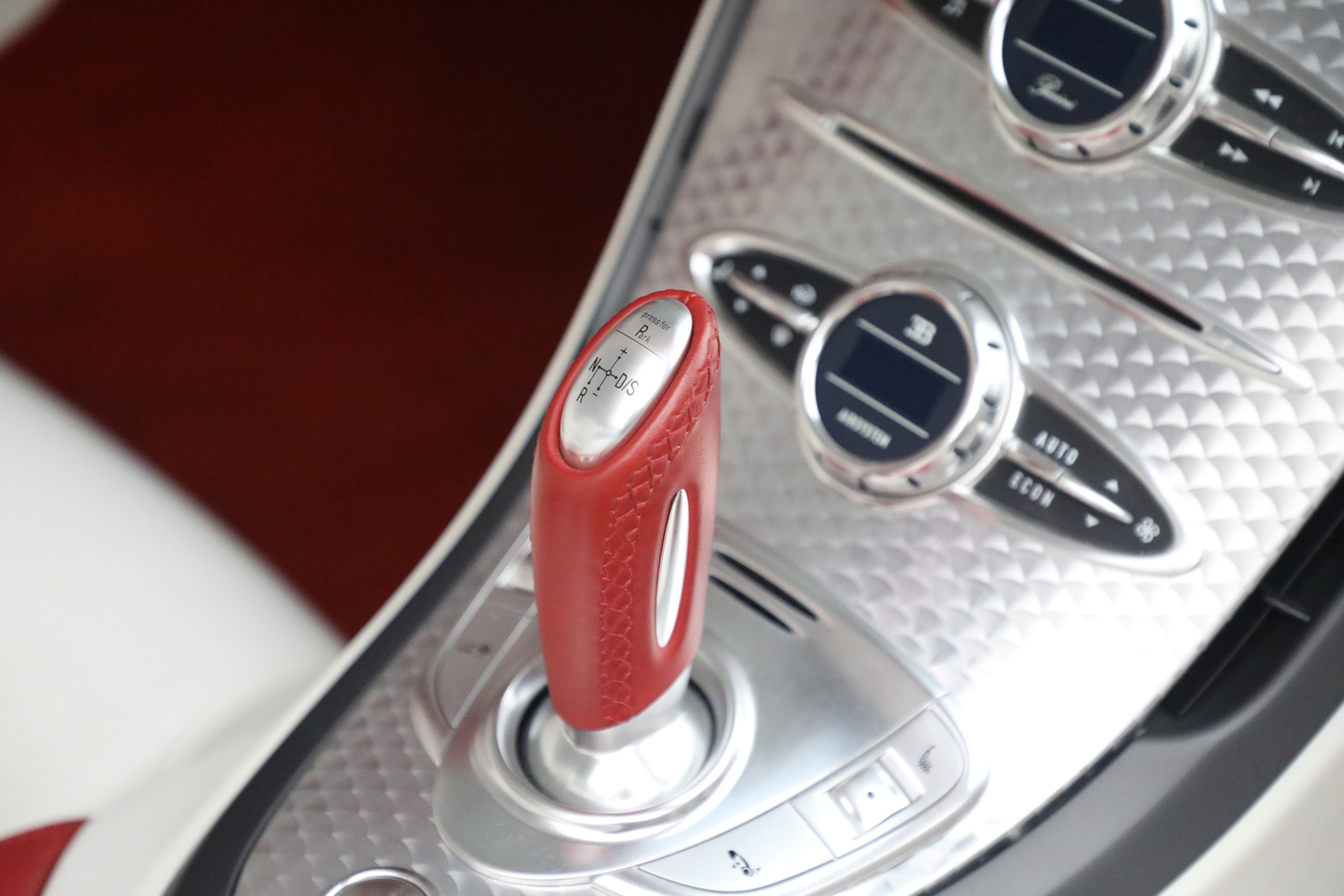 Used-2010-Bugatti-Veyron-164-Grand-Sport