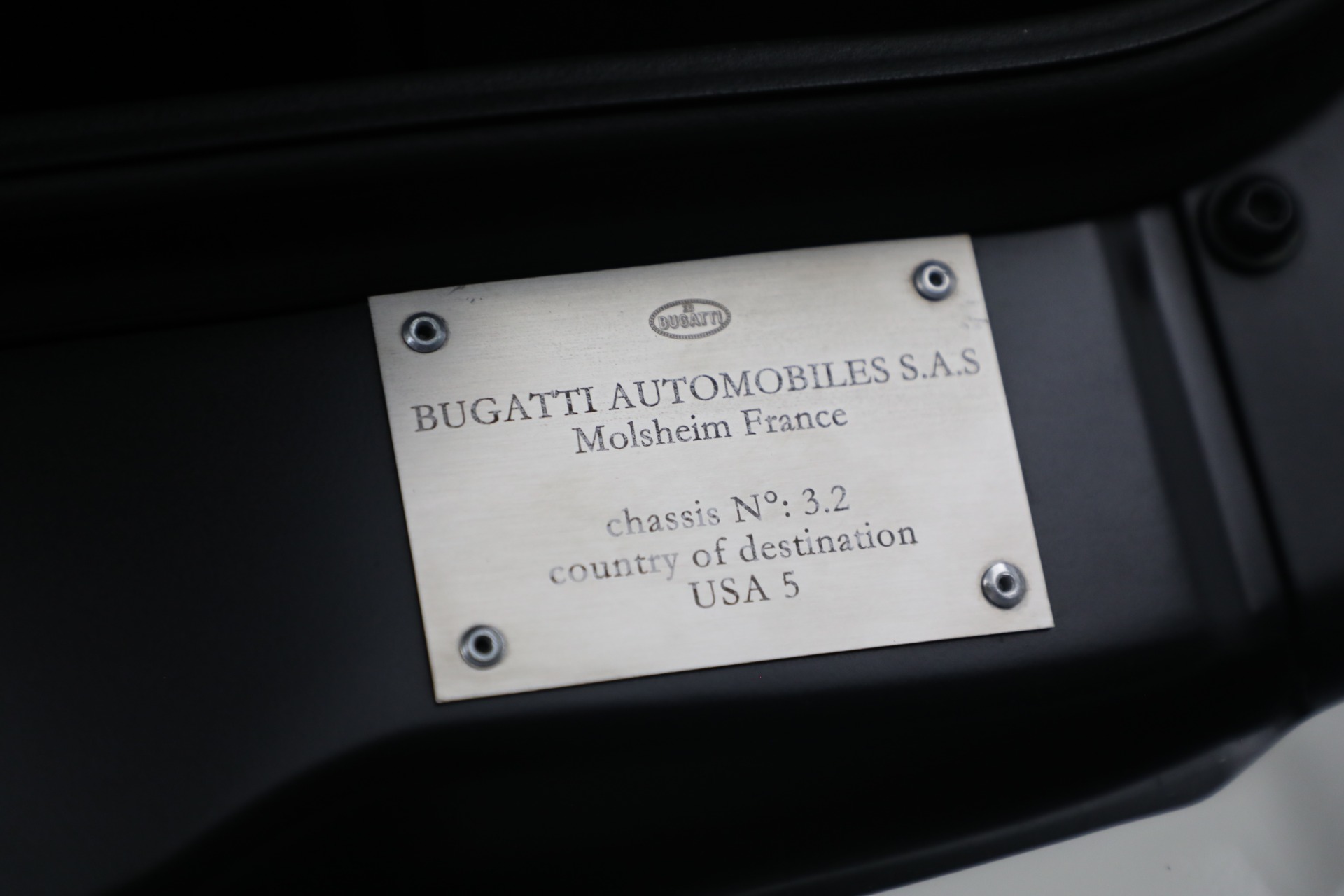 Used-2010-Bugatti-Veyron-164-Grand-Sport