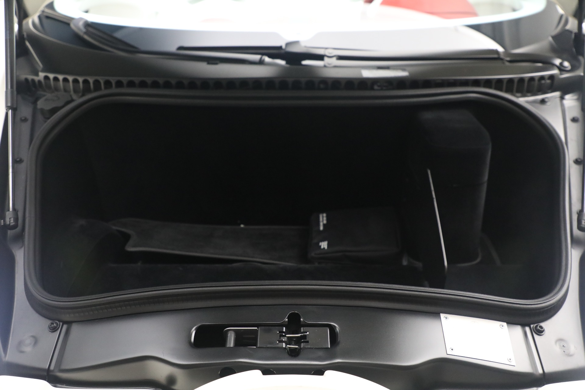 Used-2010-Bugatti-Veyron-164-Grand-Sport