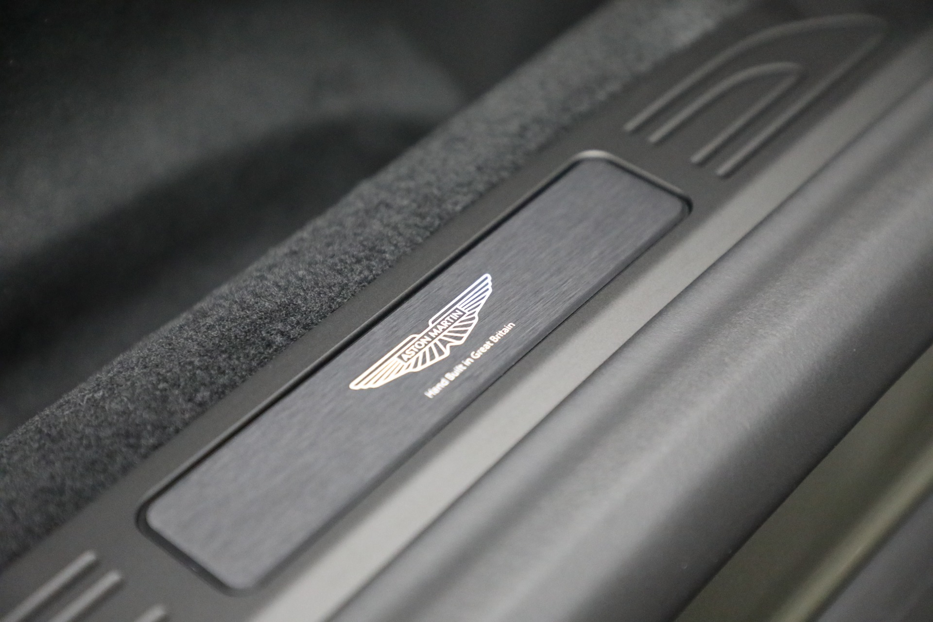 New-2025-Aston-Martin-Vantage