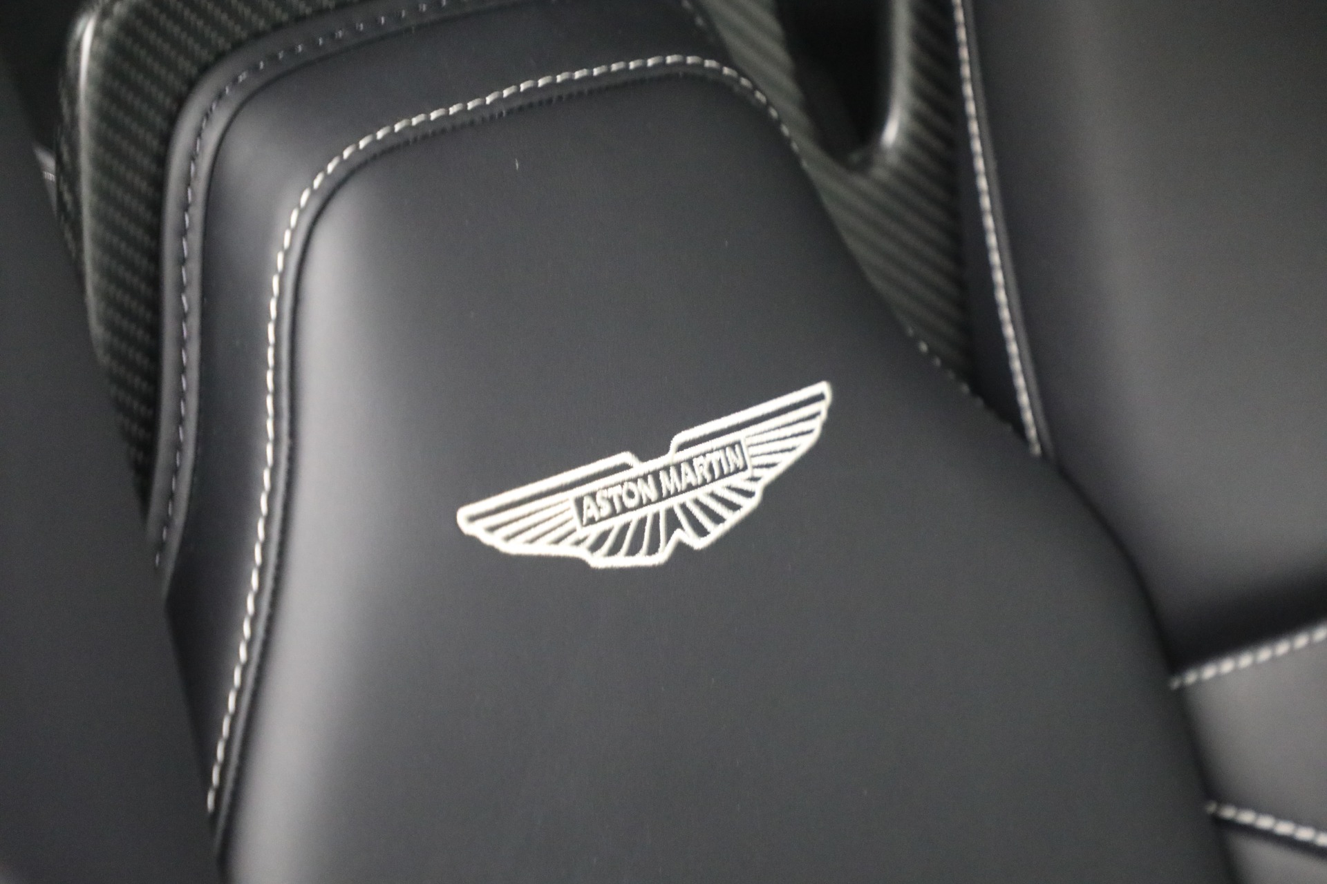 New-2025-Aston-Martin-Vantage