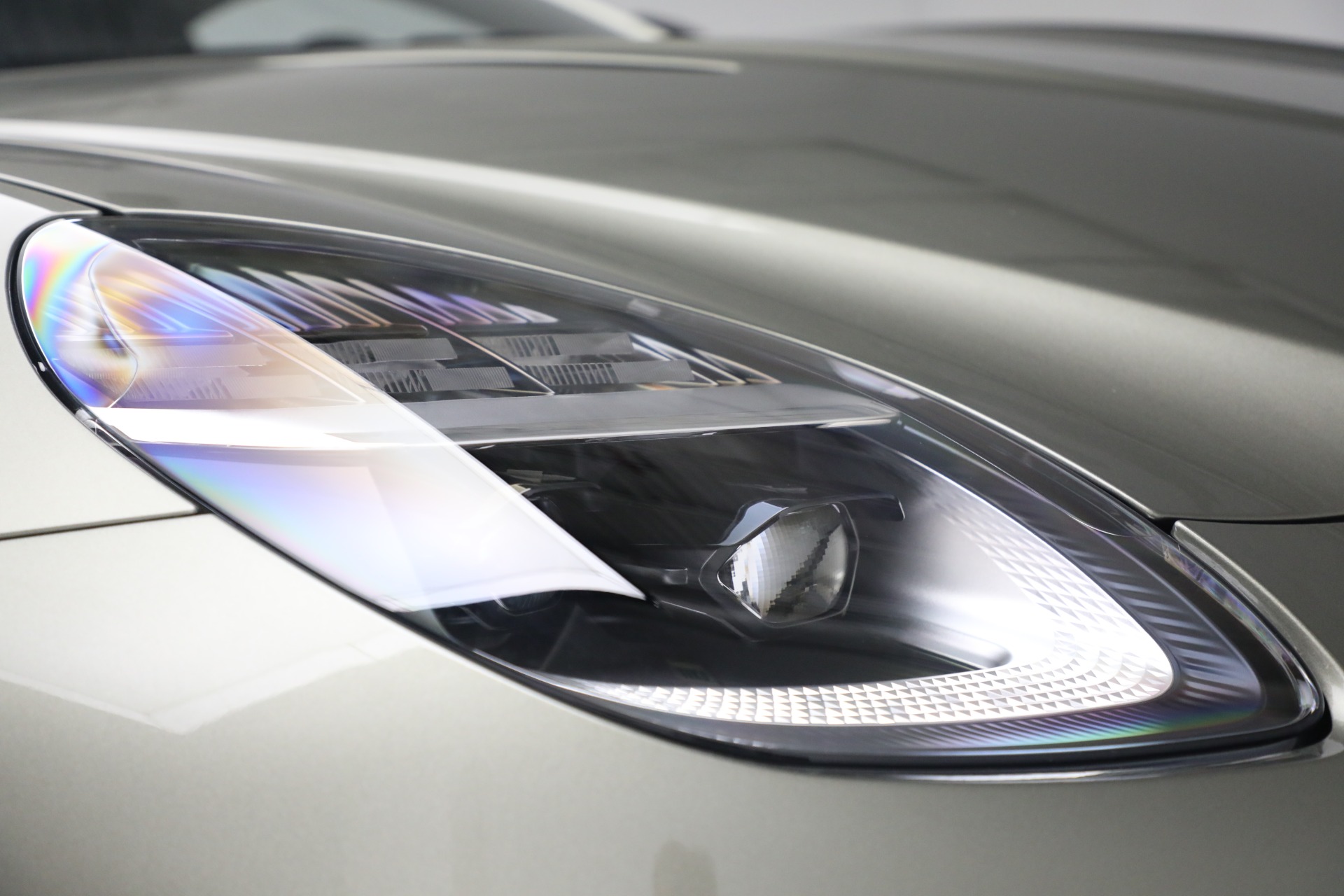 New-2025-Aston-Martin-Vantage