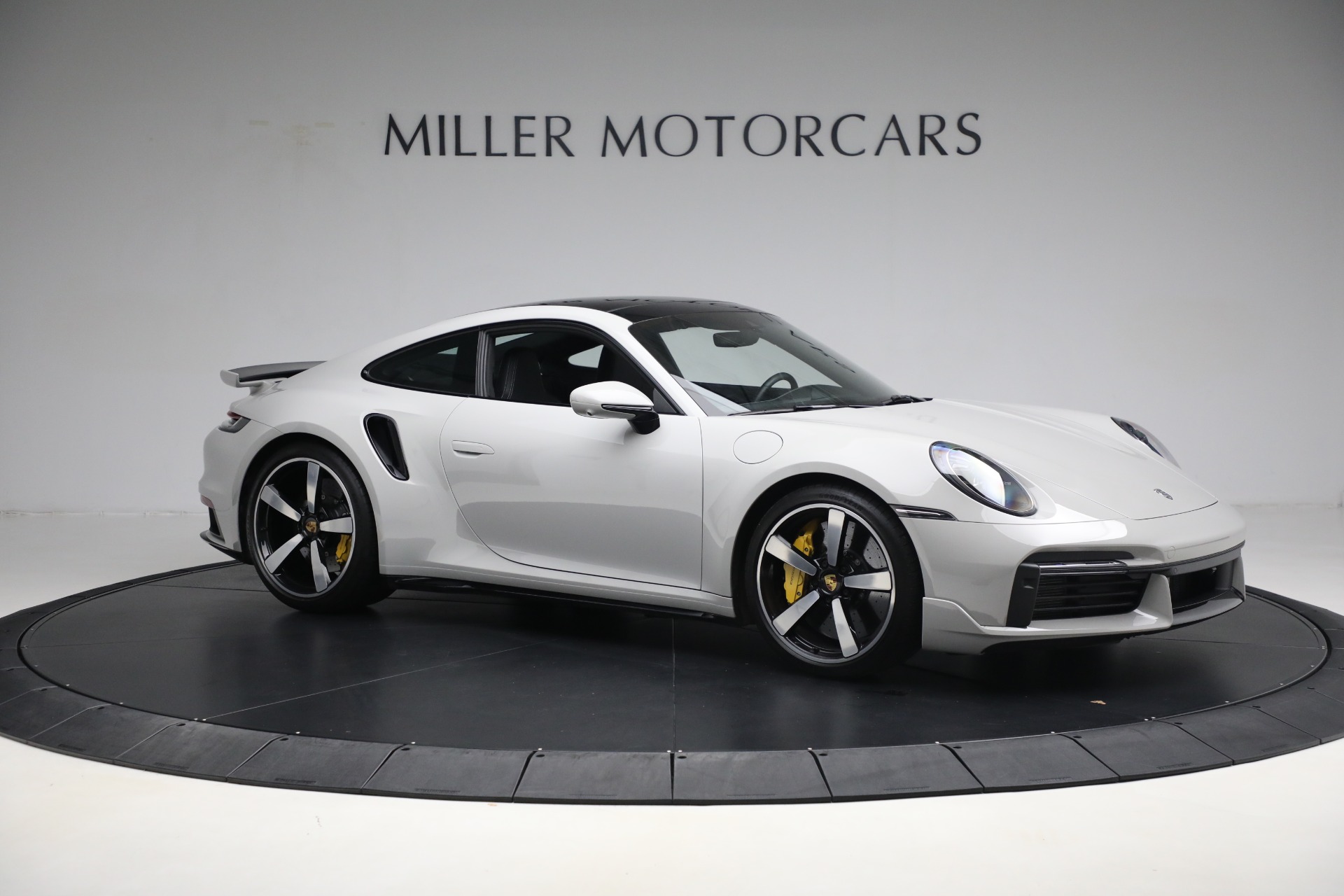 Used-2022-Porsche-911-Turbo-S