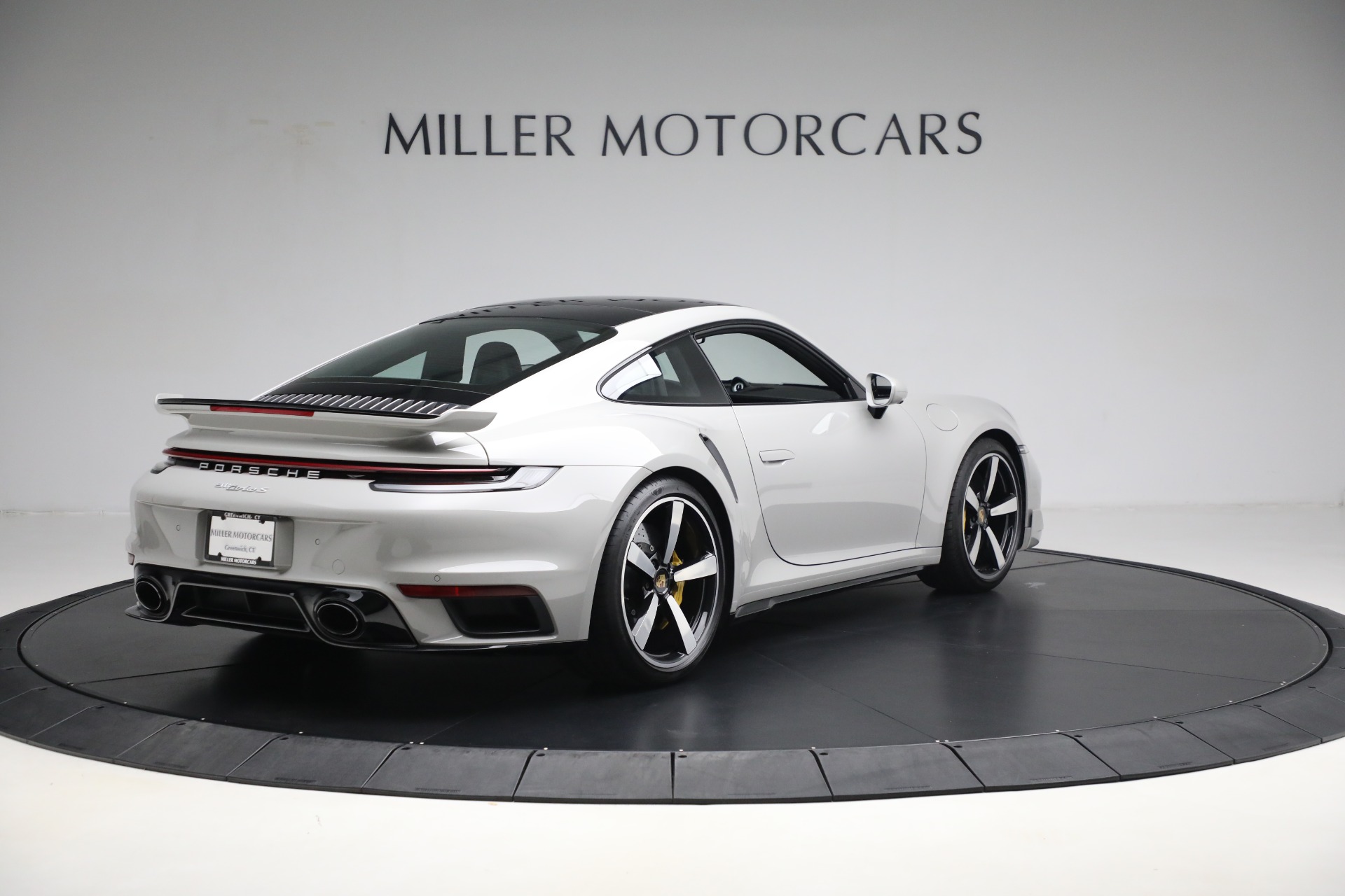 Used-2022-Porsche-911-Turbo-S