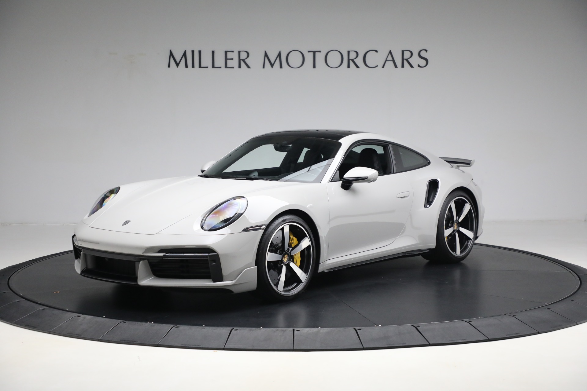 Used-2022-Porsche-911-Turbo-S