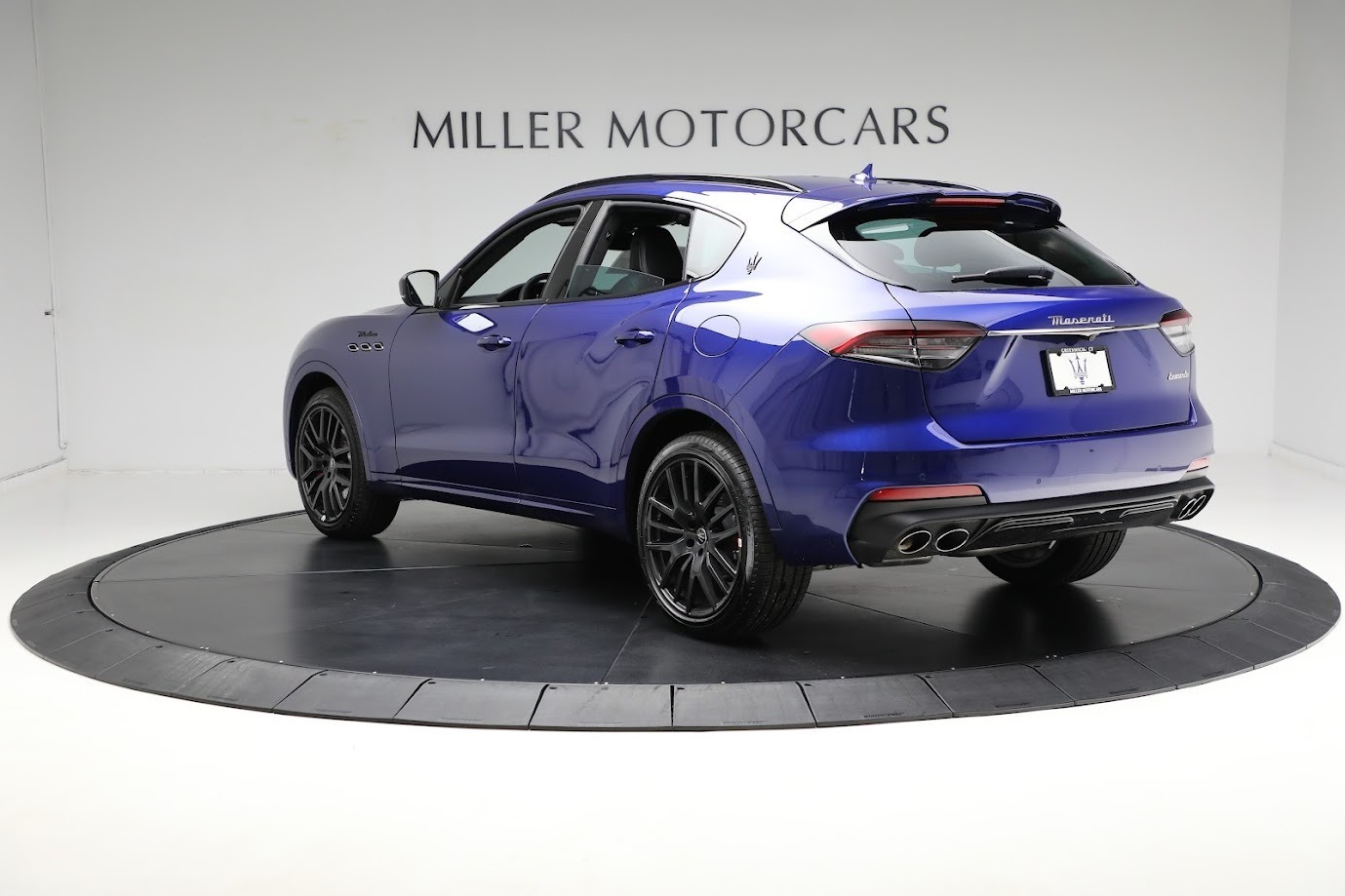 New-2024-Maserati-Levante-Modena-Ultima
