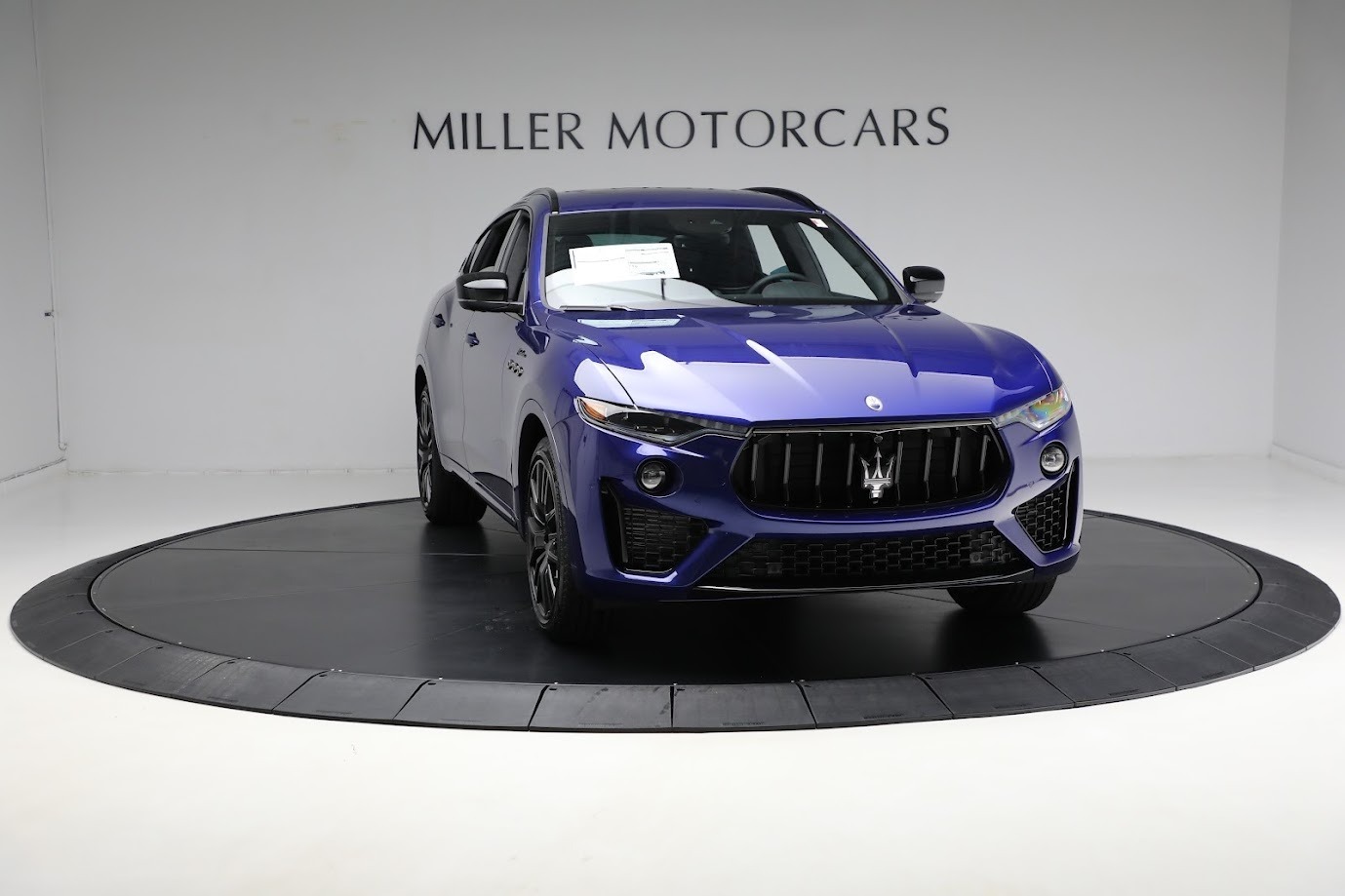 New-2024-Maserati-Levante-Modena-Ultima