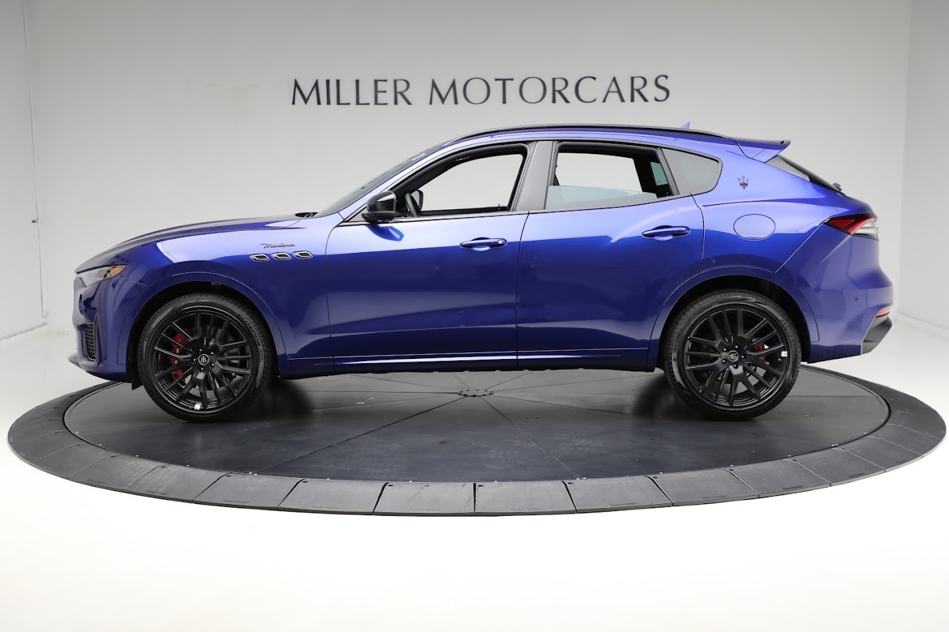 New-2024-Maserati-Levante-Modena-Ultima