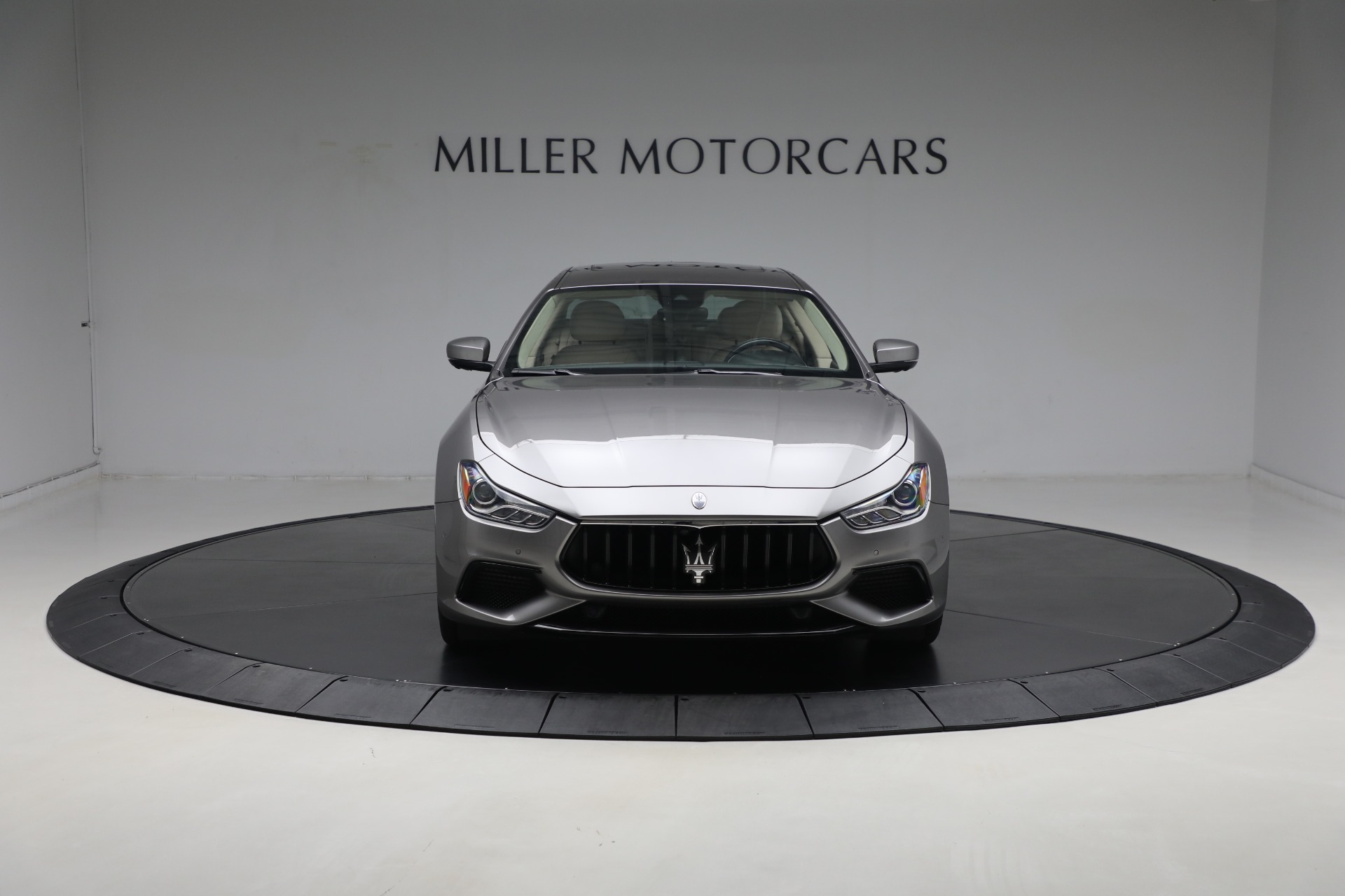 Used-2022-Maserati-Ghibli-Modena-Q4