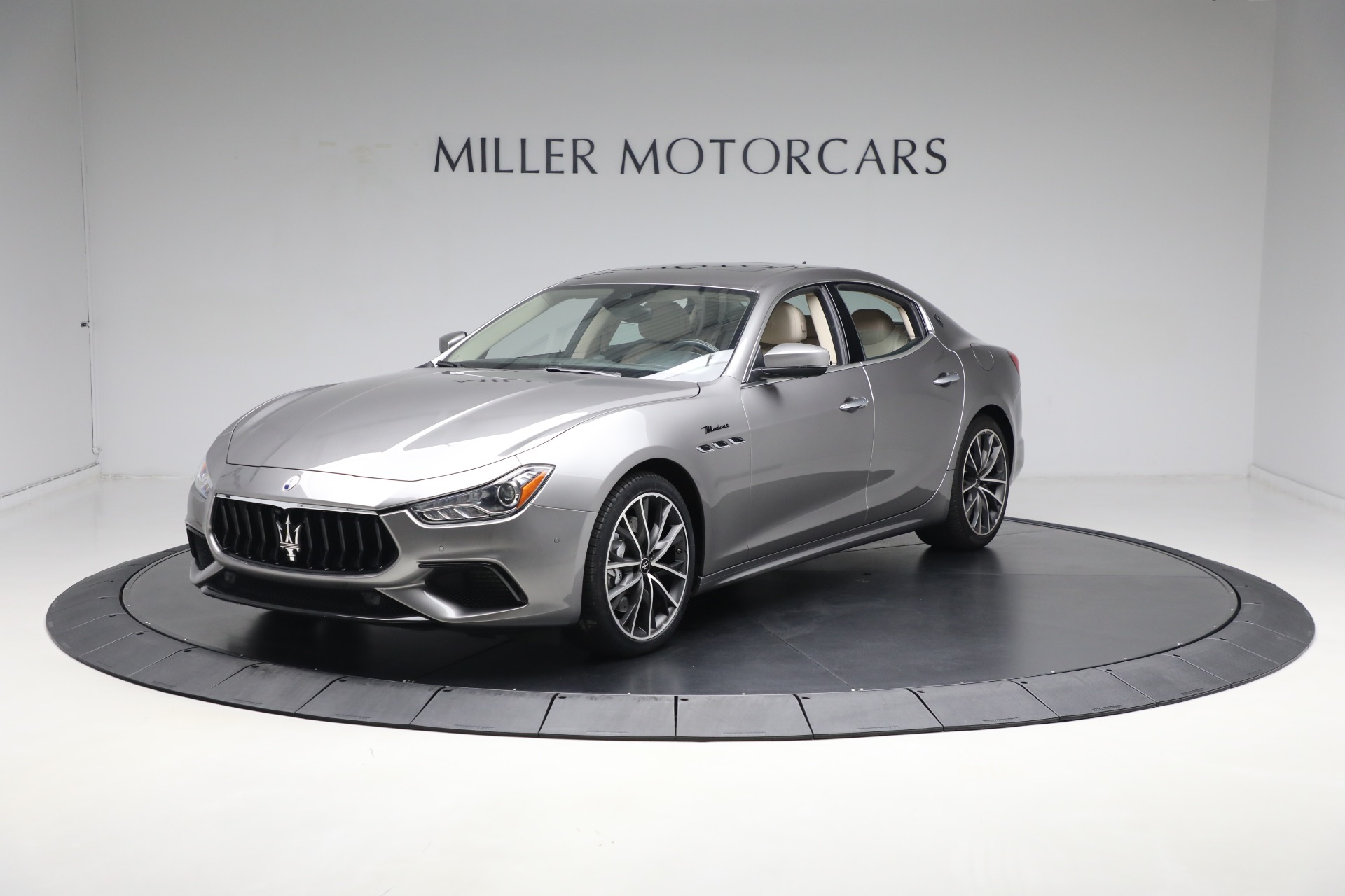 Used-2022-Maserati-Ghibli-Modena-Q4