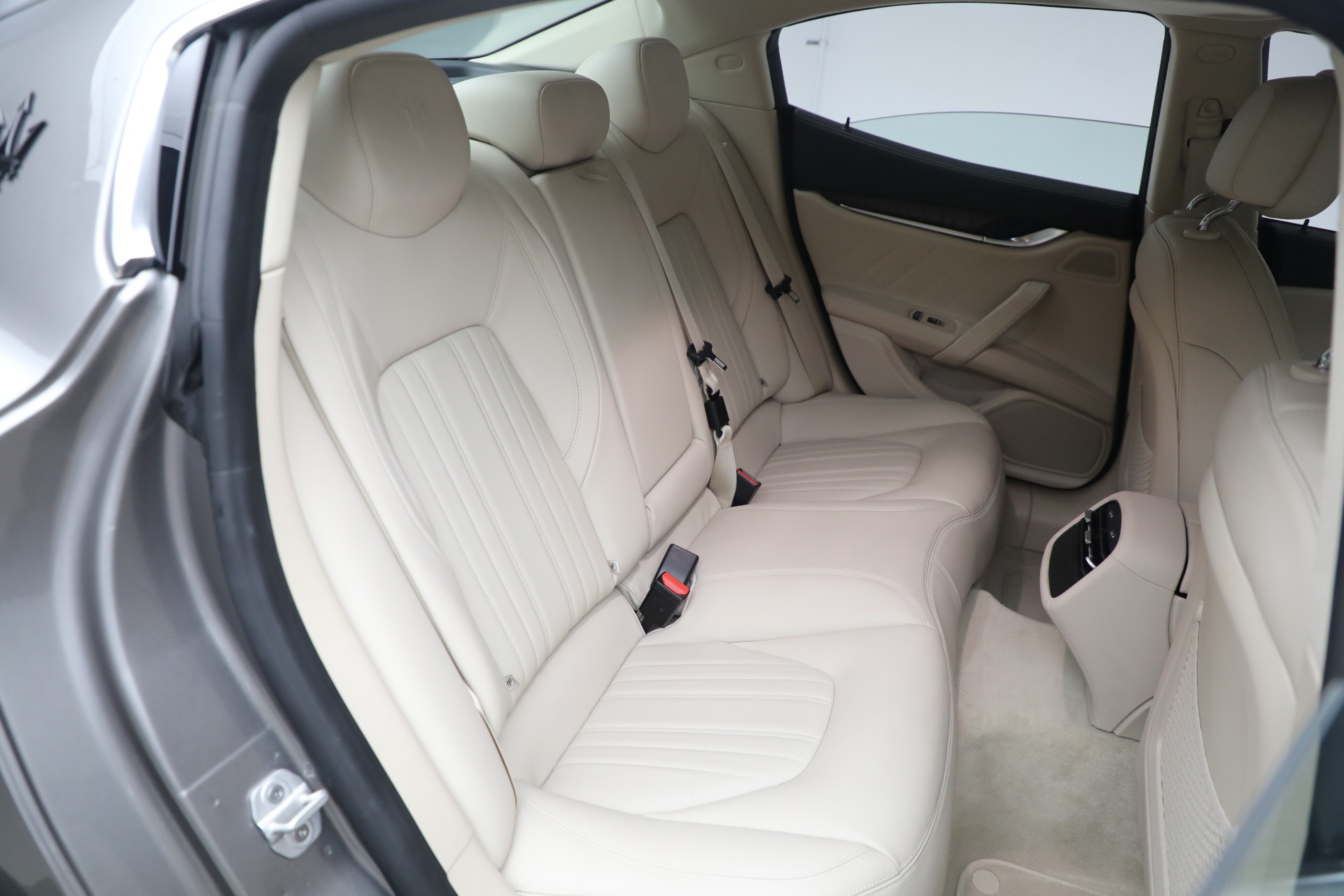 Used-2022-Maserati-Ghibli-Modena-Q4