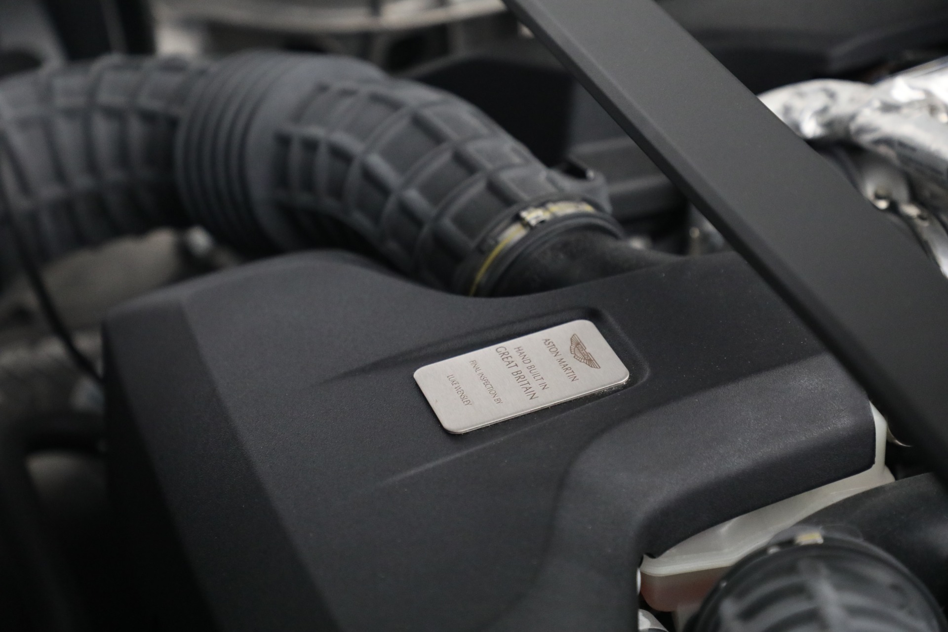 Used-2022-Aston-Martin-DB11-Volante