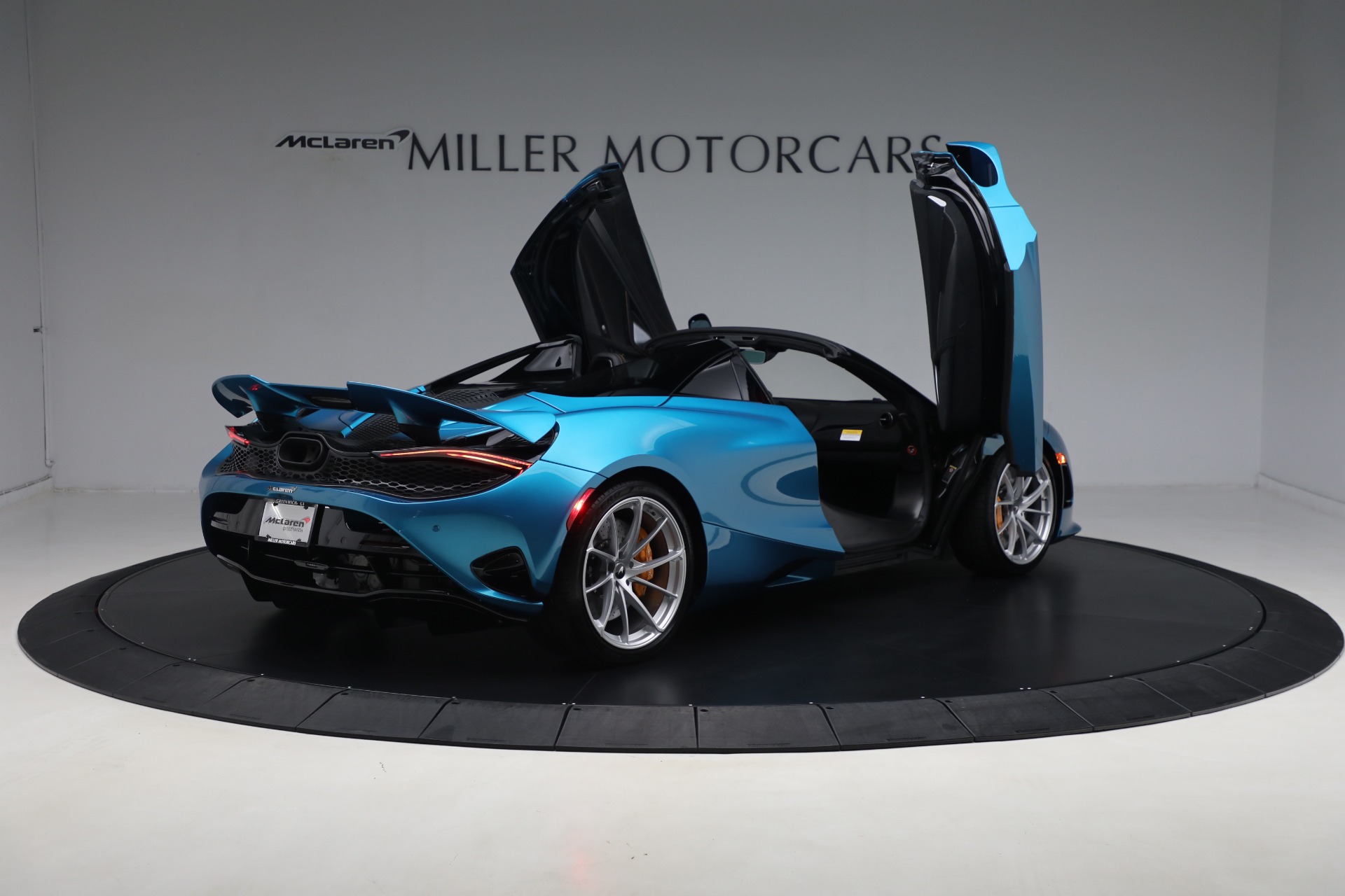 New-2024-McLaren-750S-Spider