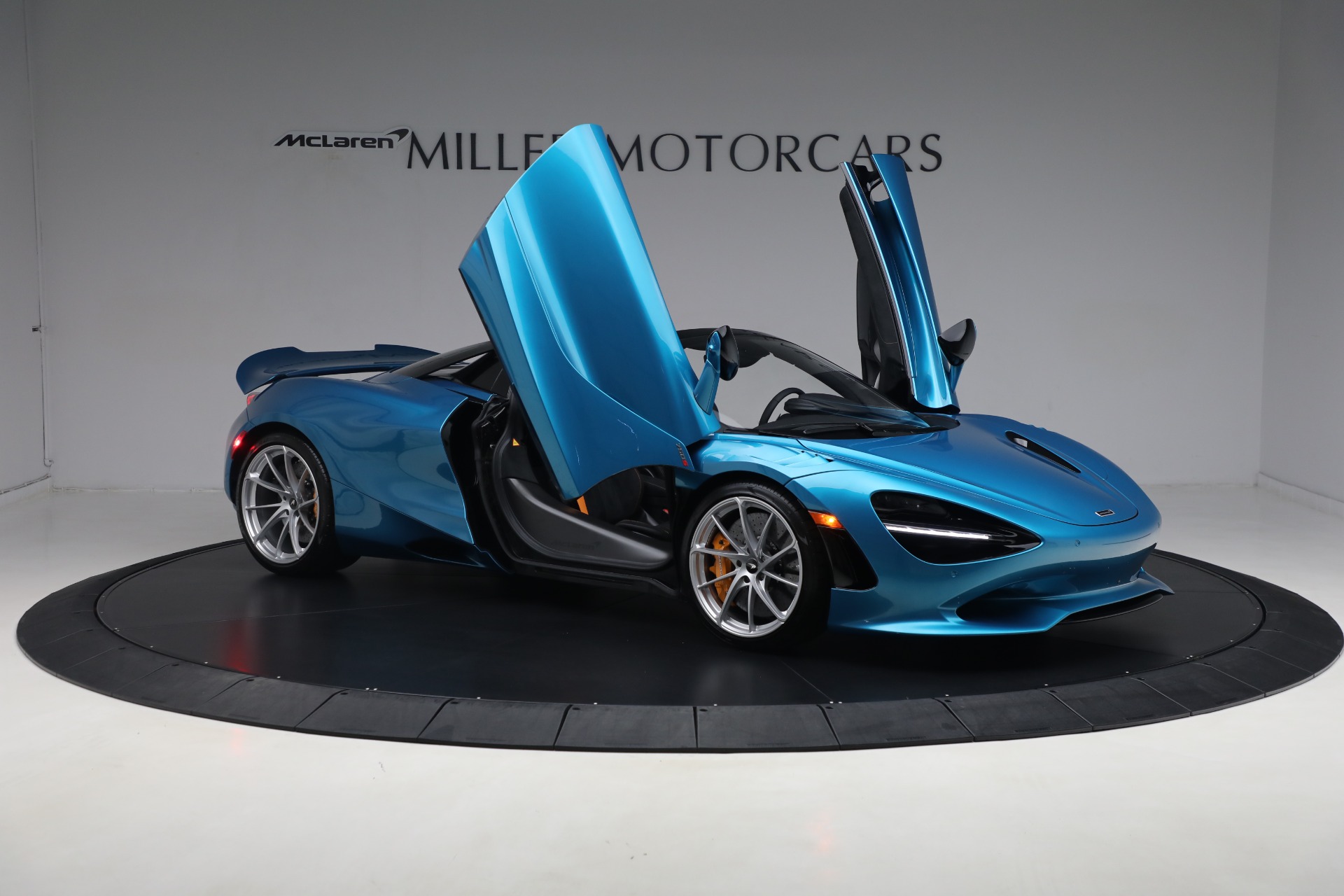 New-2024-McLaren-750S-Spider