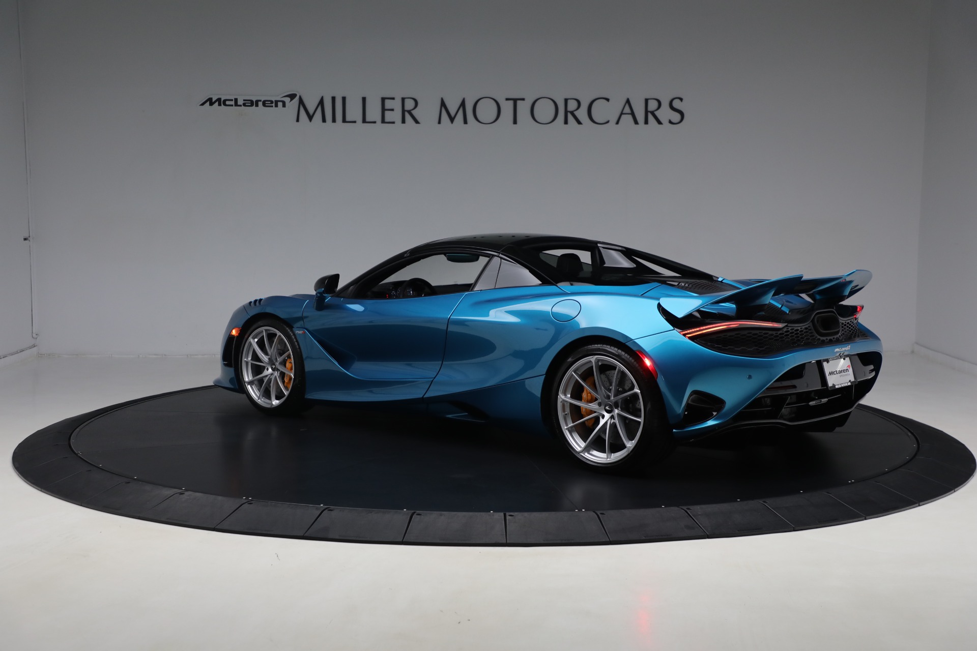 New-2024-McLaren-750S-Spider