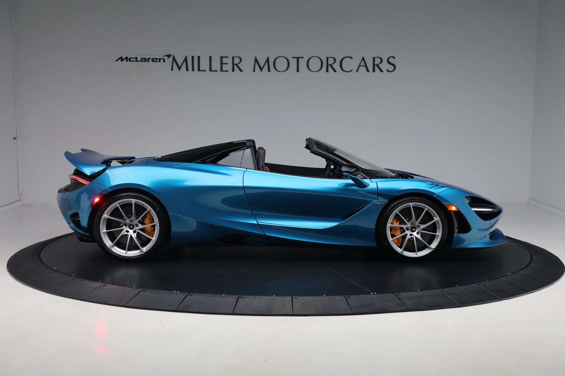 New-2024-McLaren-750S-Spider