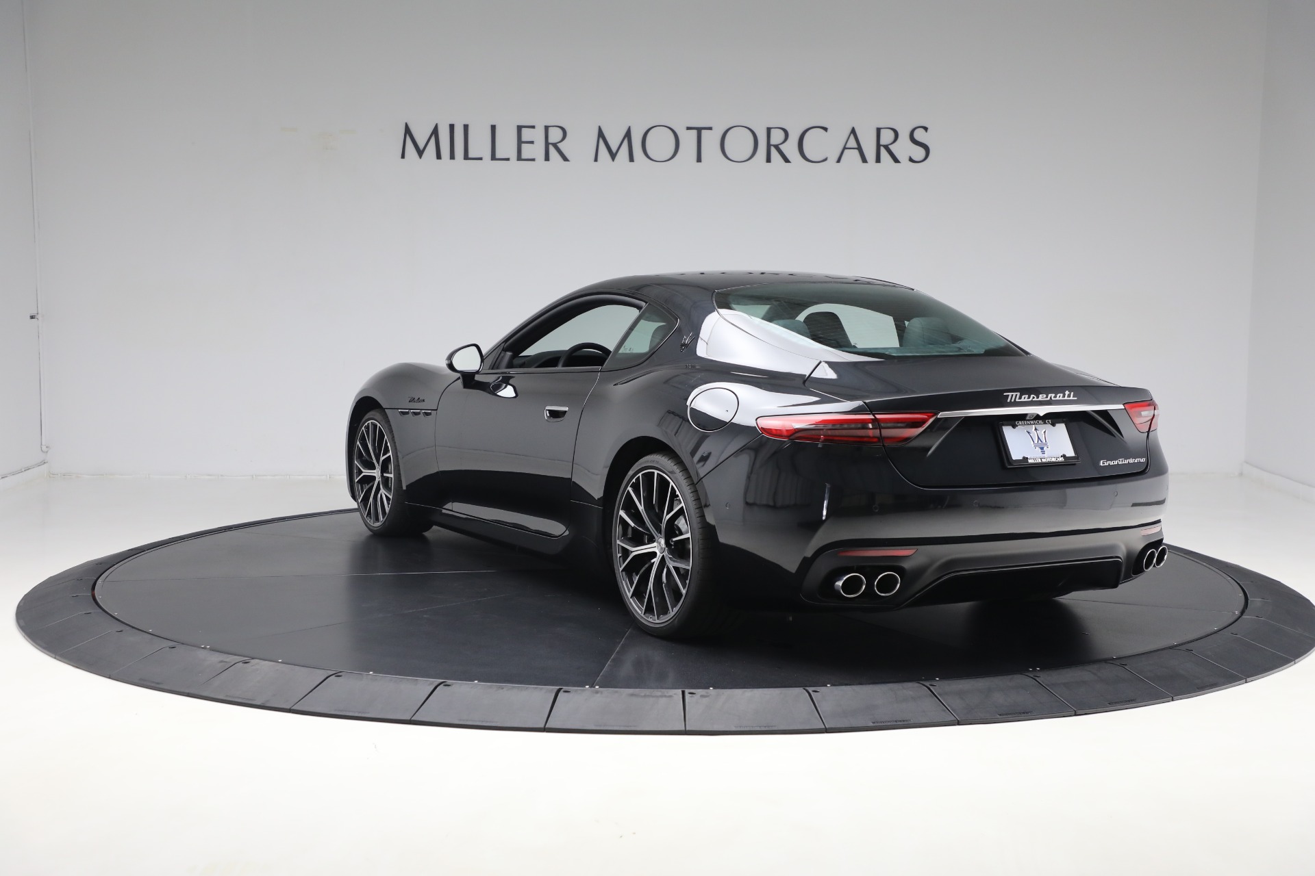 New-2024-Maserati-GranTurismo-Modena