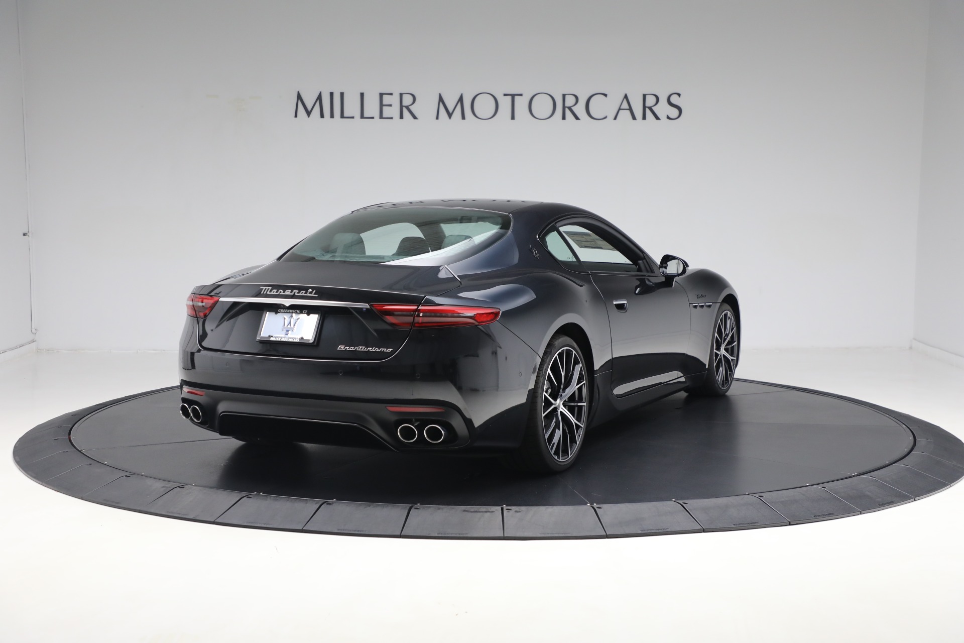 New-2024-Maserati-GranTurismo-Modena