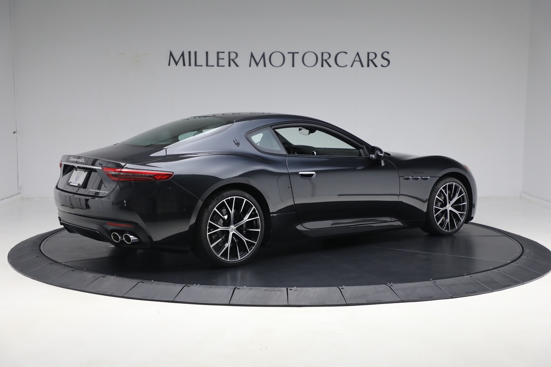 New-2024-Maserati-GranTurismo-Modena