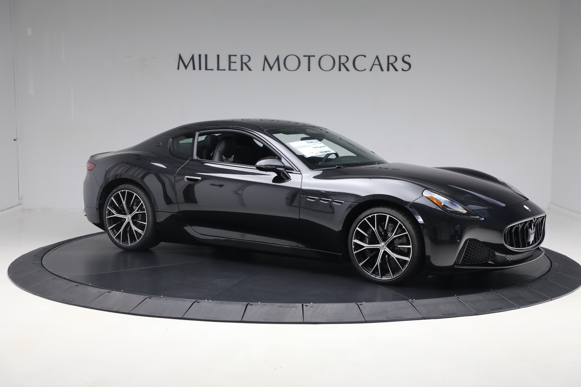 New-2024-Maserati-GranTurismo-Modena