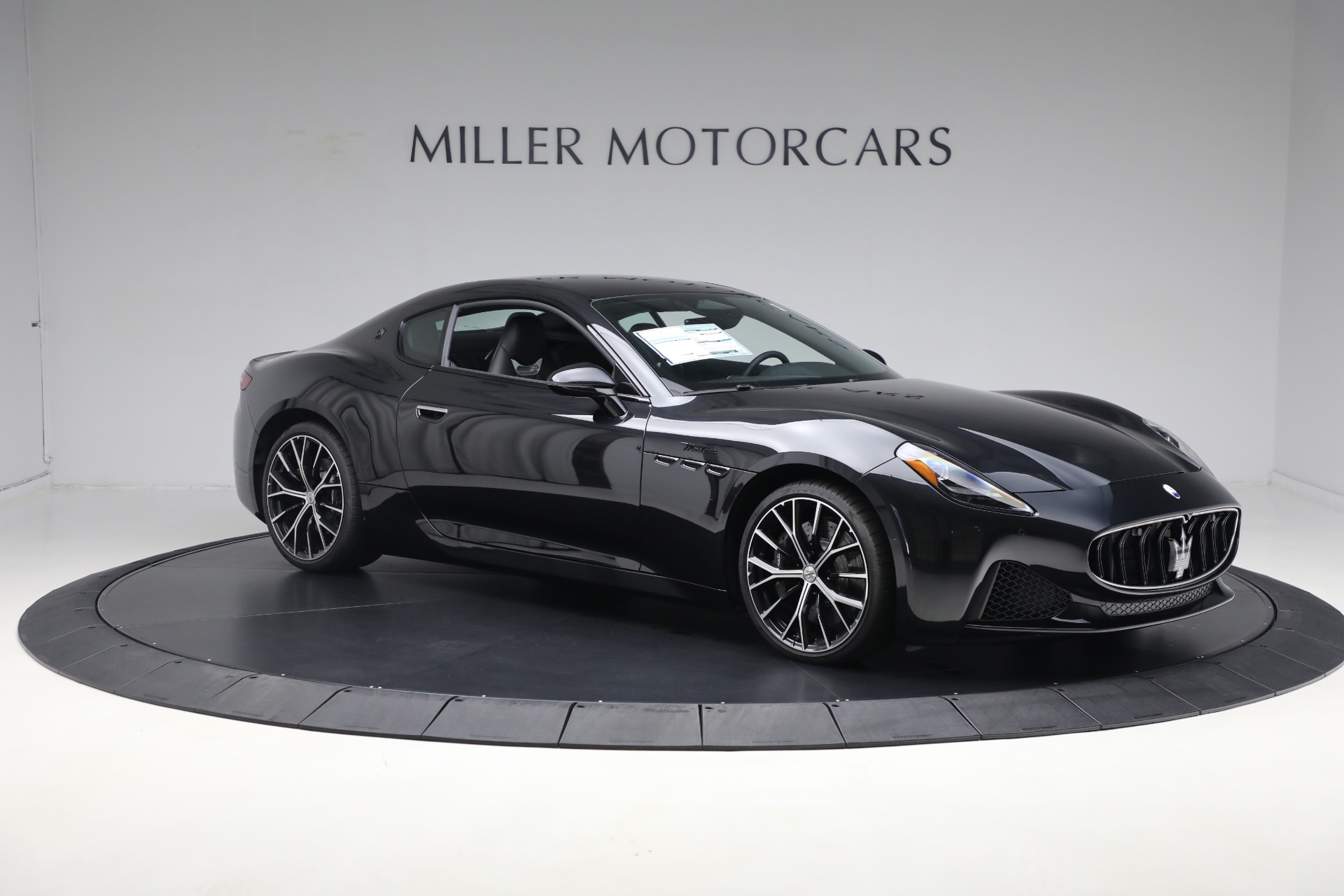 New-2024-Maserati-GranTurismo-Modena