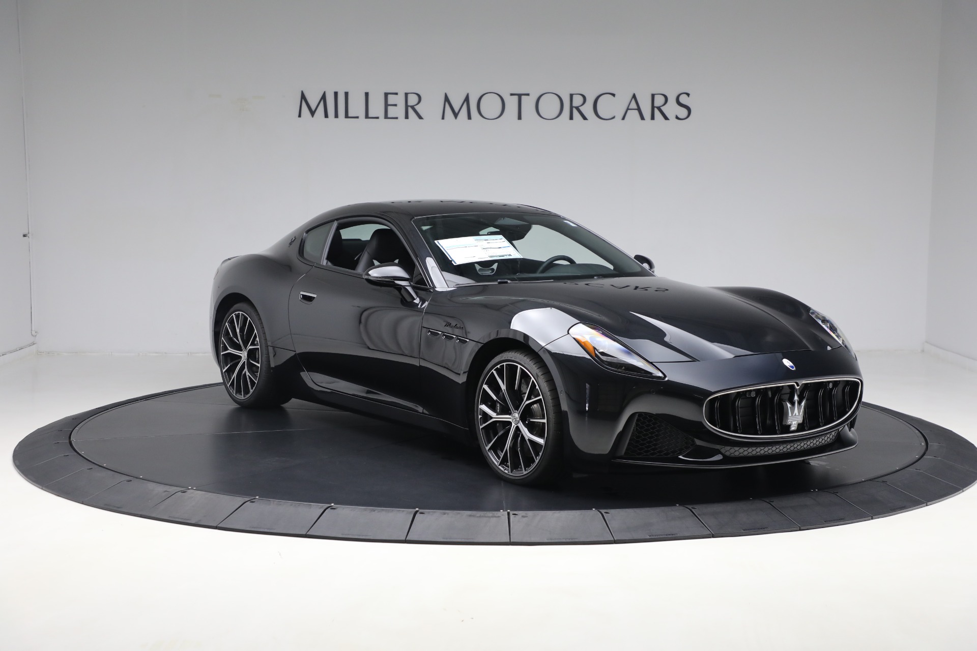 New-2024-Maserati-GranTurismo-Modena