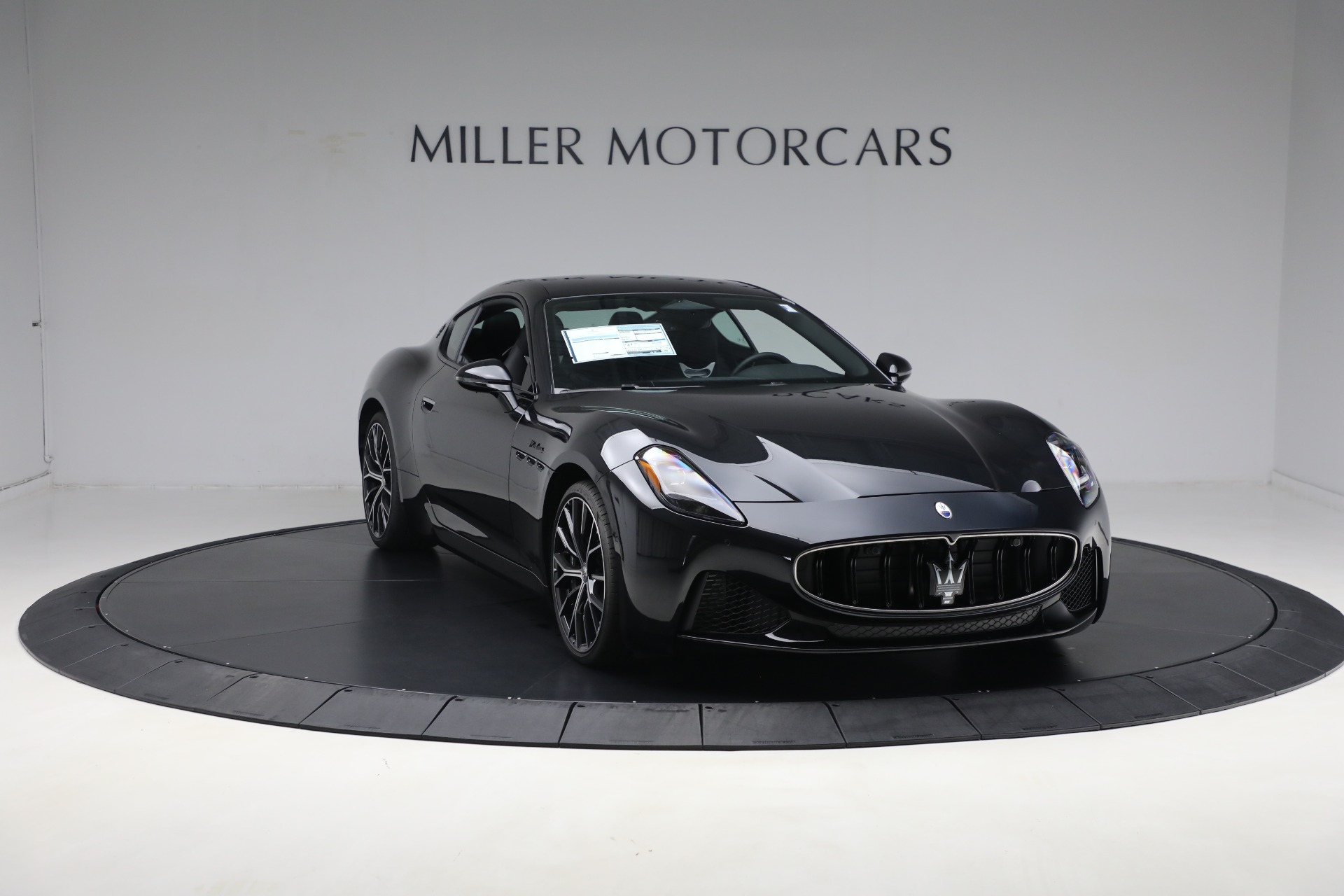 New-2024-Maserati-GranTurismo-Modena