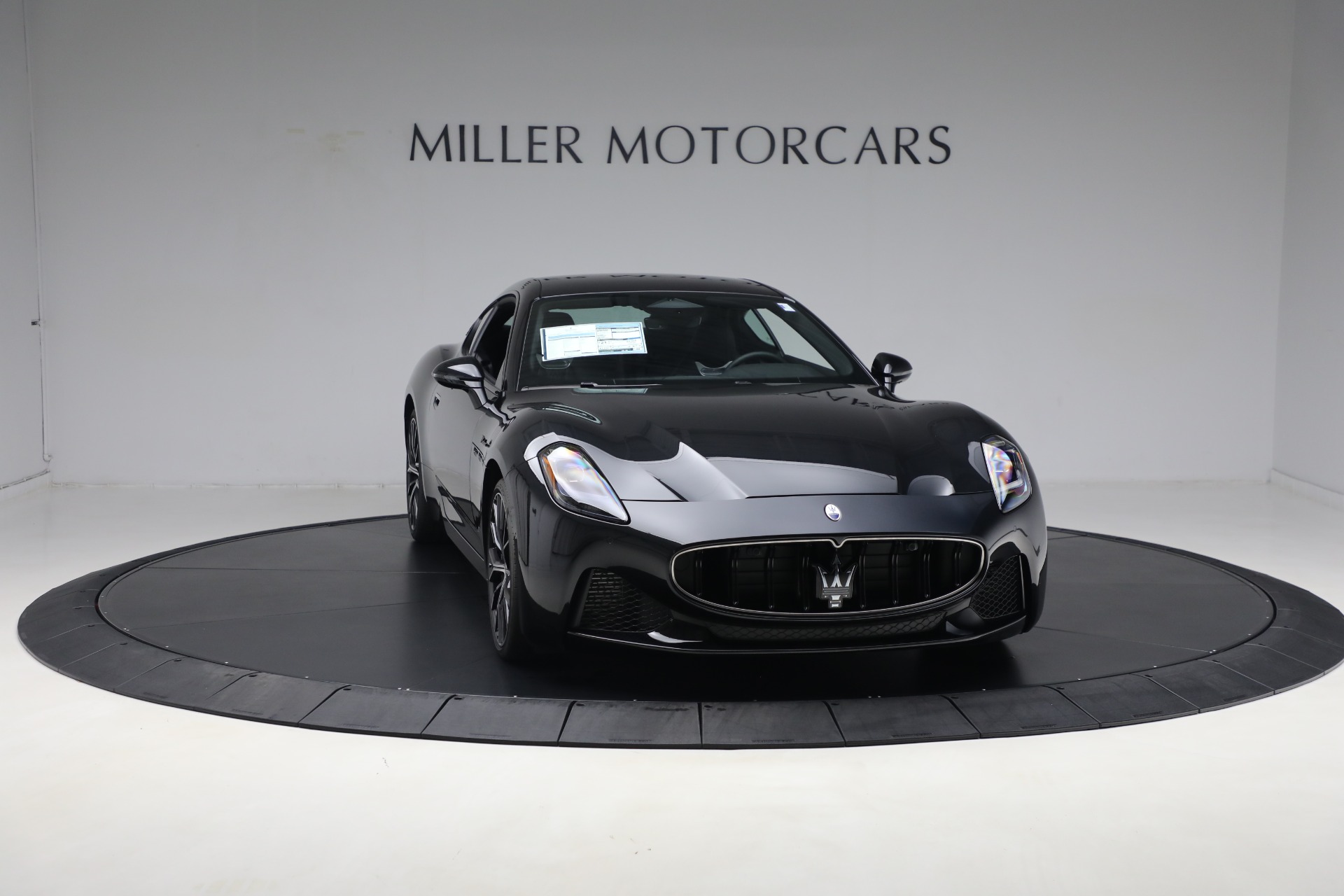 New-2024-Maserati-GranTurismo-Modena
