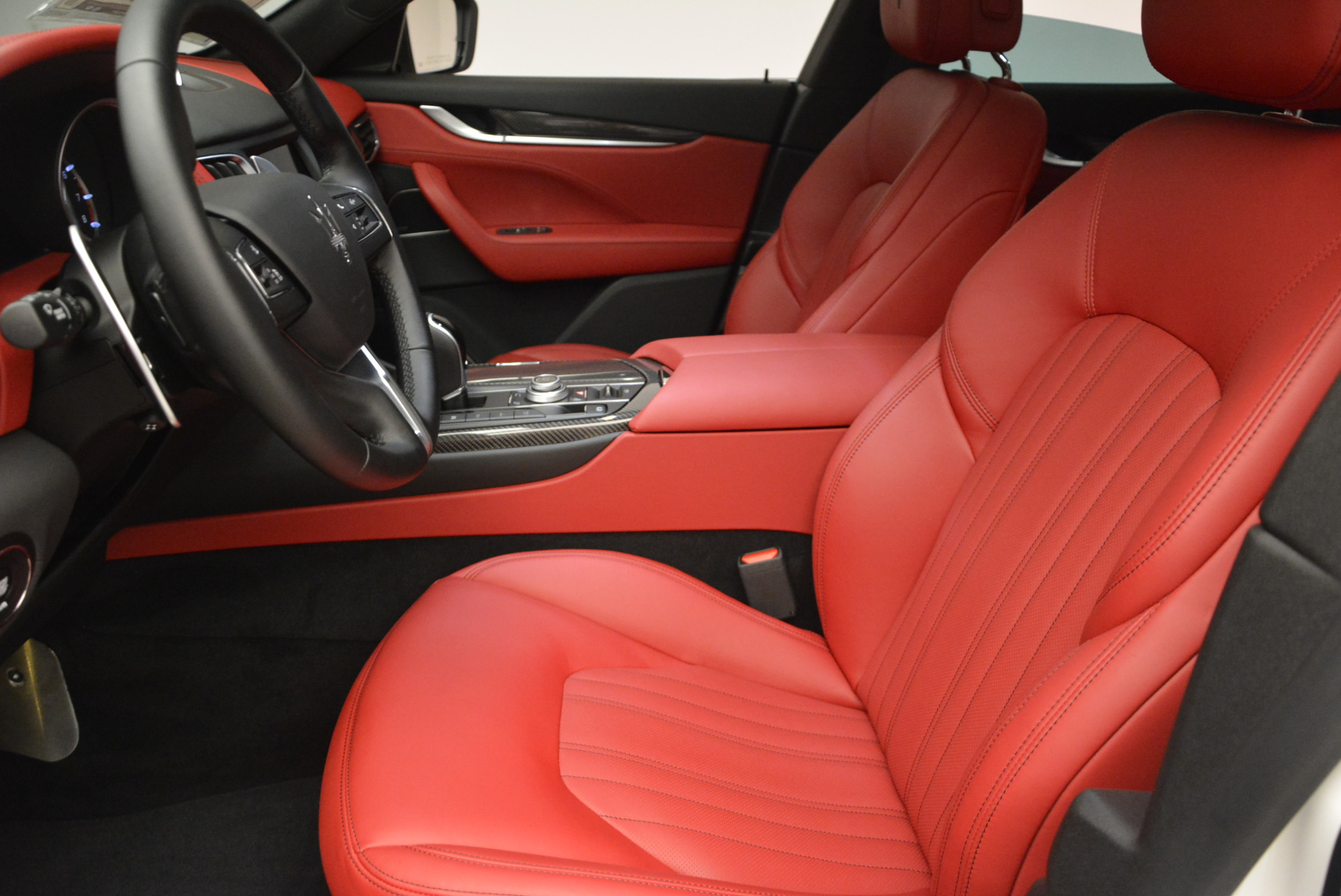 New-2017-Maserati-Levante