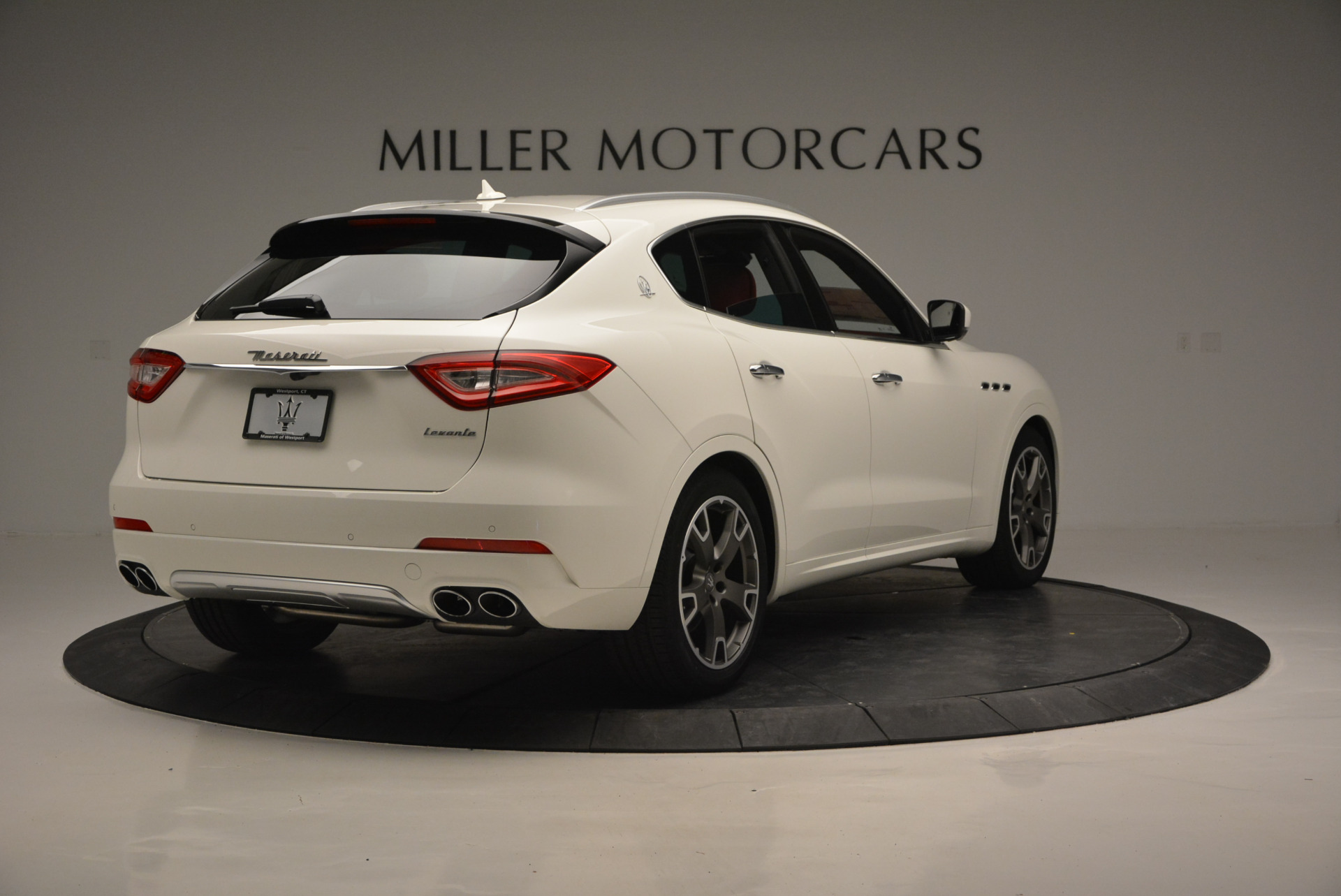 New-2017-Maserati-Levante