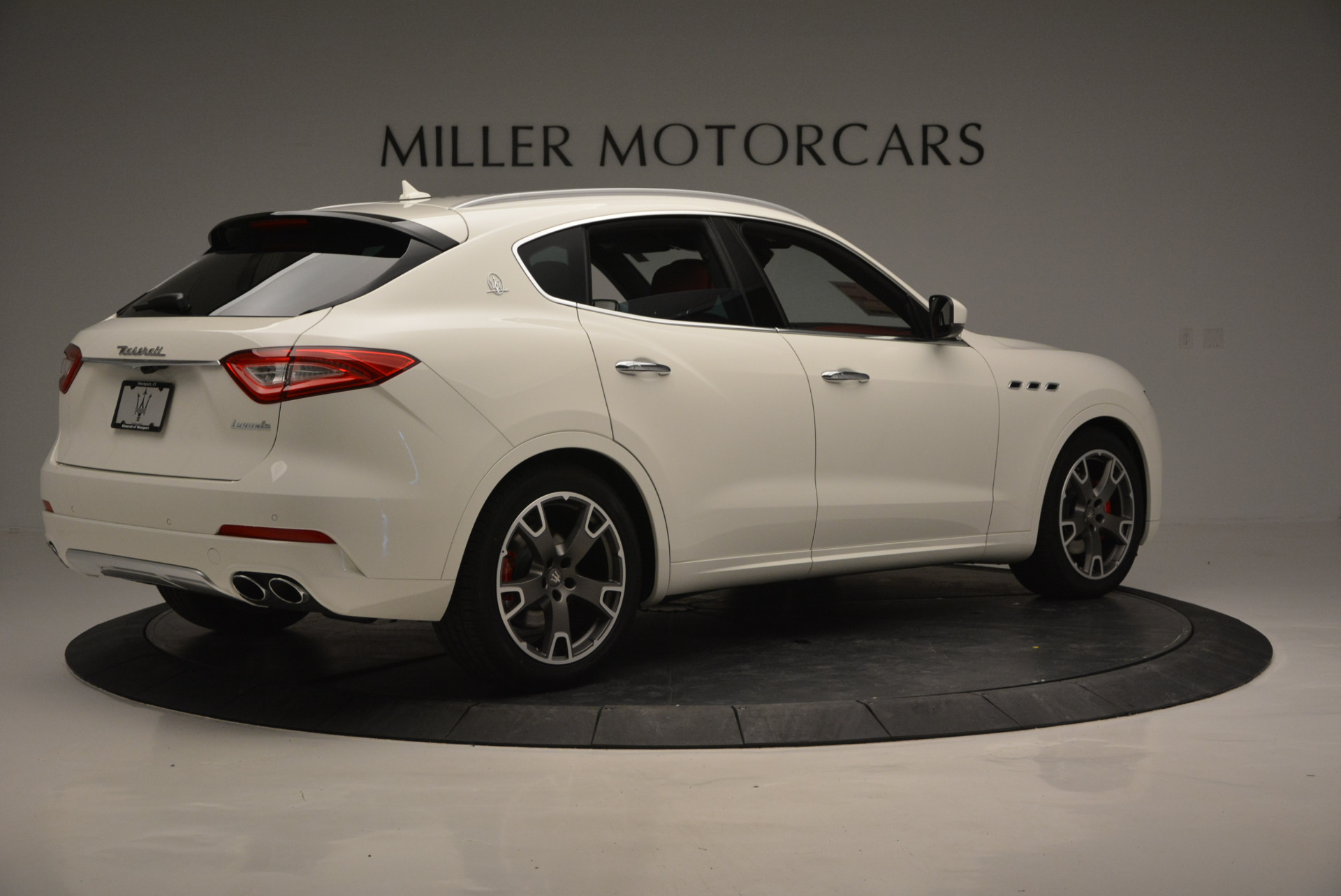 New-2017-Maserati-Levante