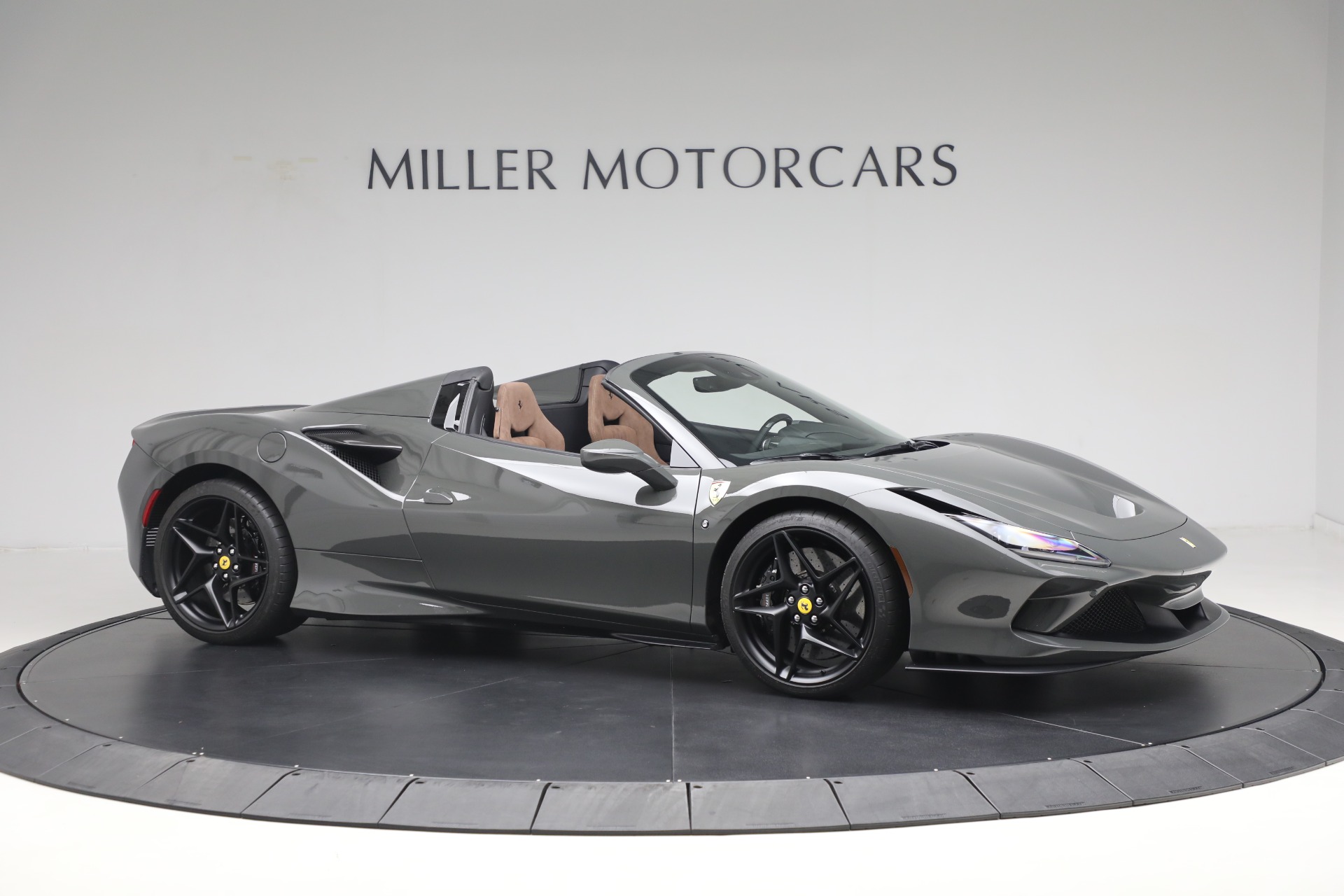 Used-2023-Ferrari-F8-Spider