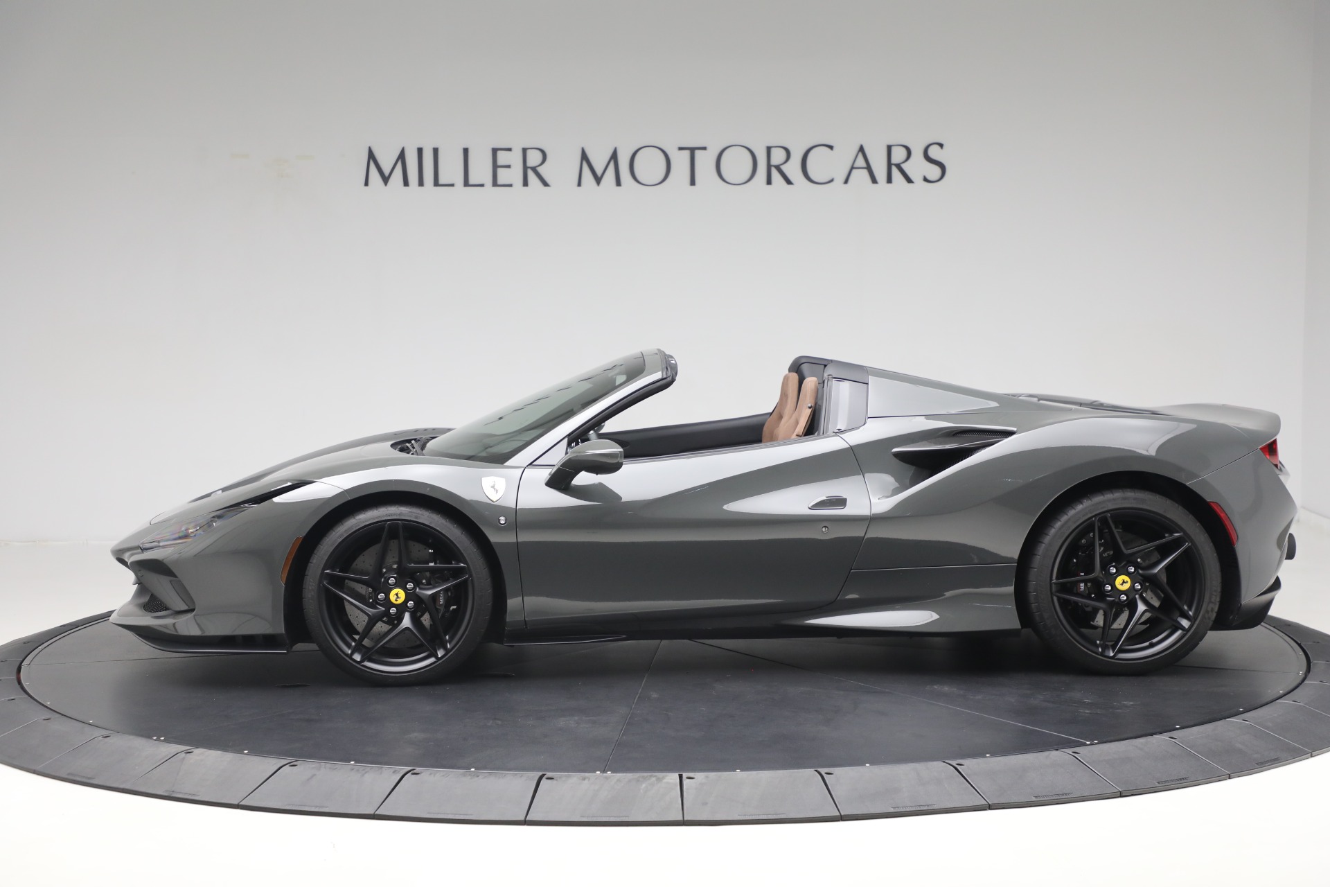 Used-2023-Ferrari-F8-Spider