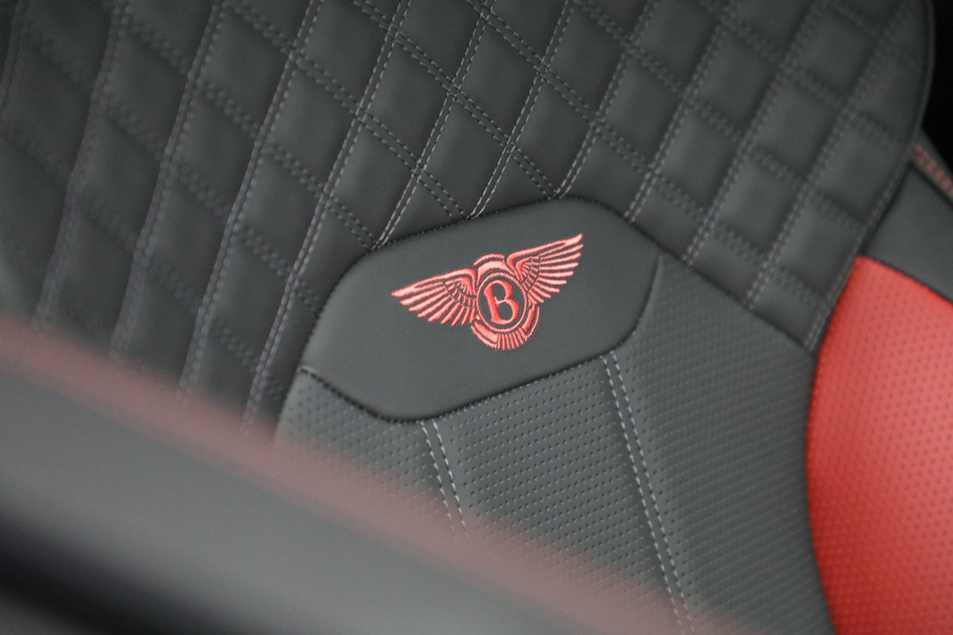 New-2024-Bentley-Bentayga-S-V8