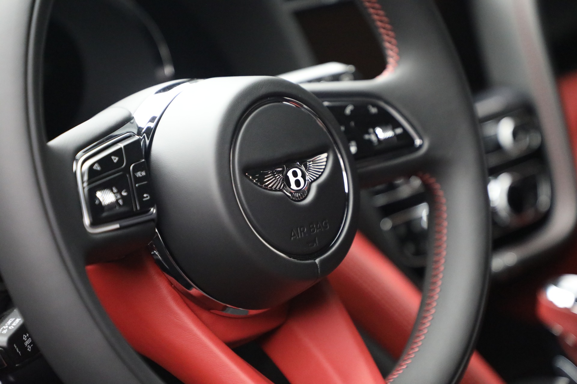 New-2024-Bentley-Bentayga-S-V8