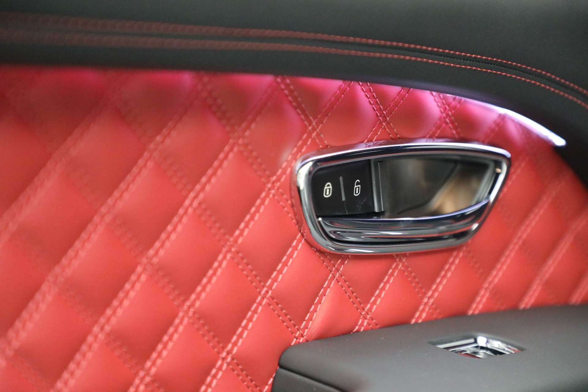 New-2024-Bentley-Bentayga-S-V8