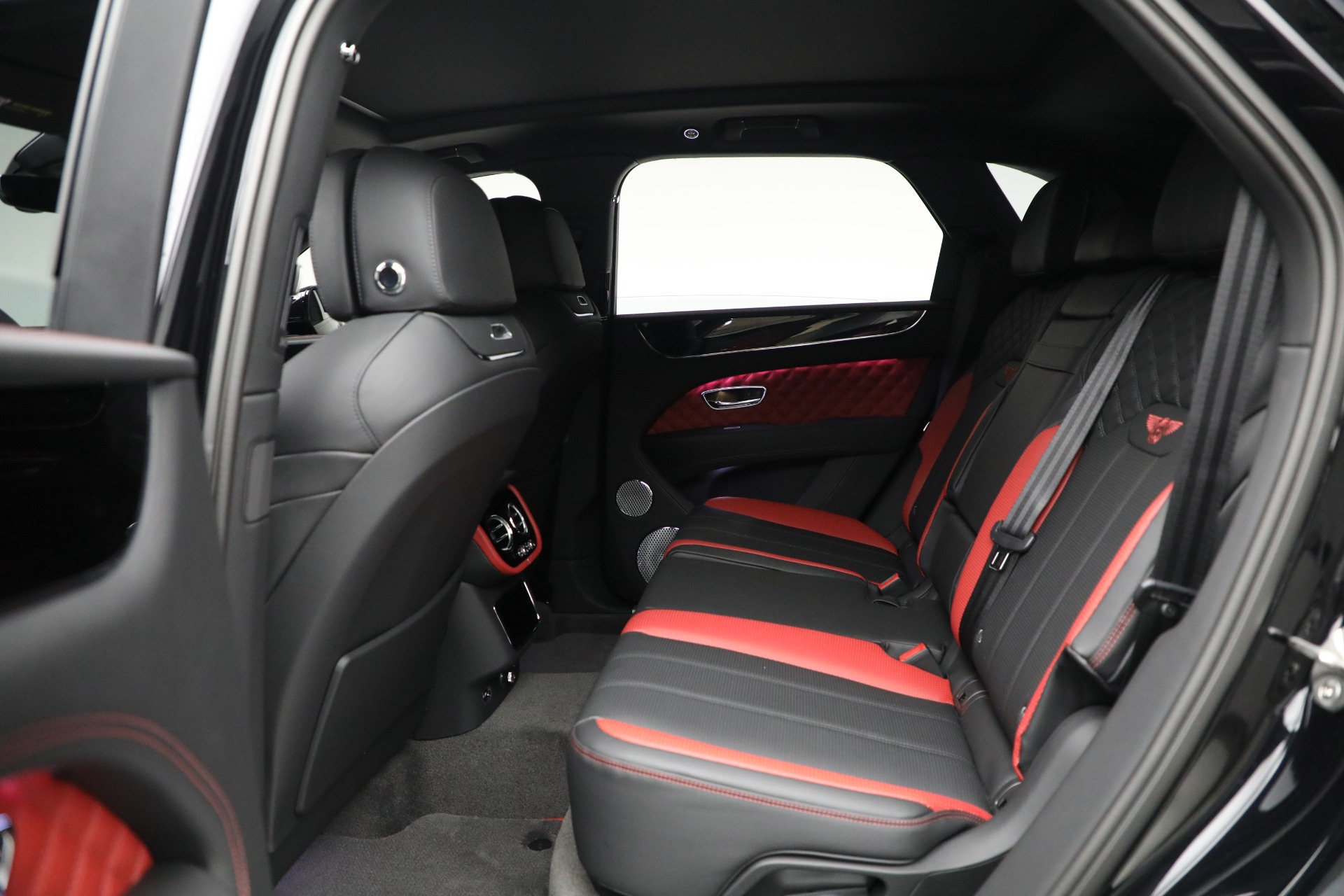 New-2024-Bentley-Bentayga-S-V8