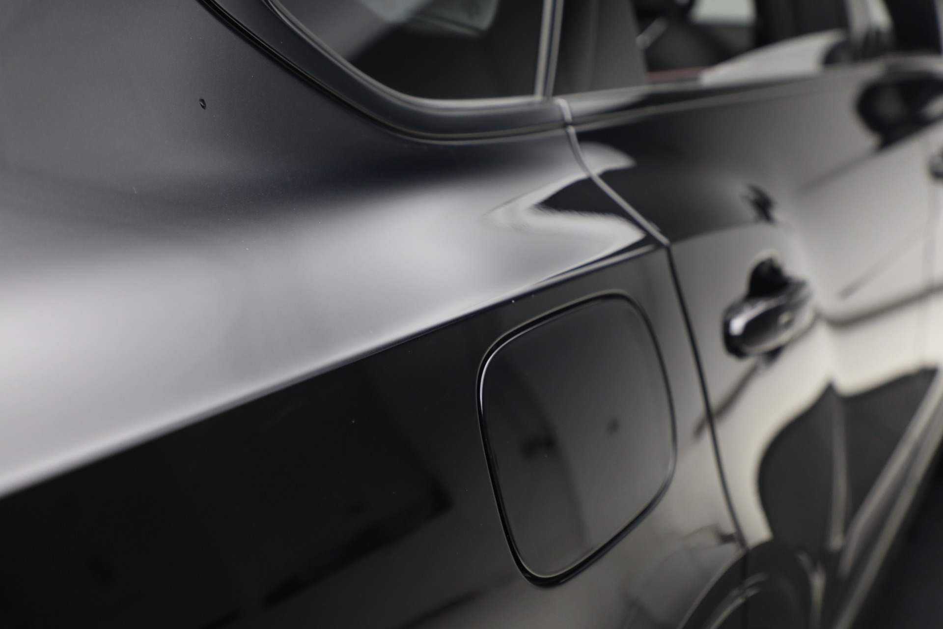 New-2024-Bentley-Bentayga-S-V8