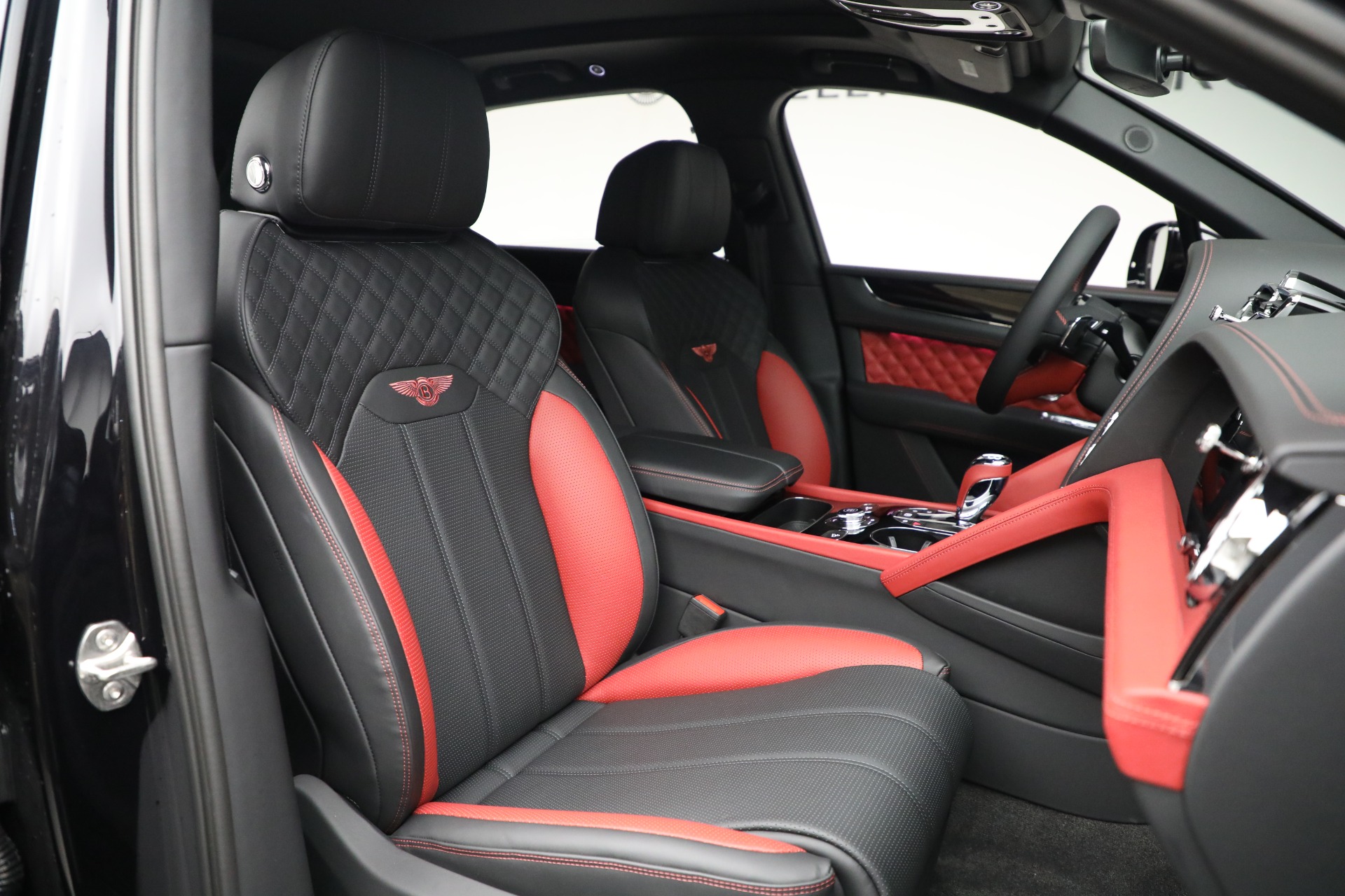 New-2024-Bentley-Bentayga-S-V8