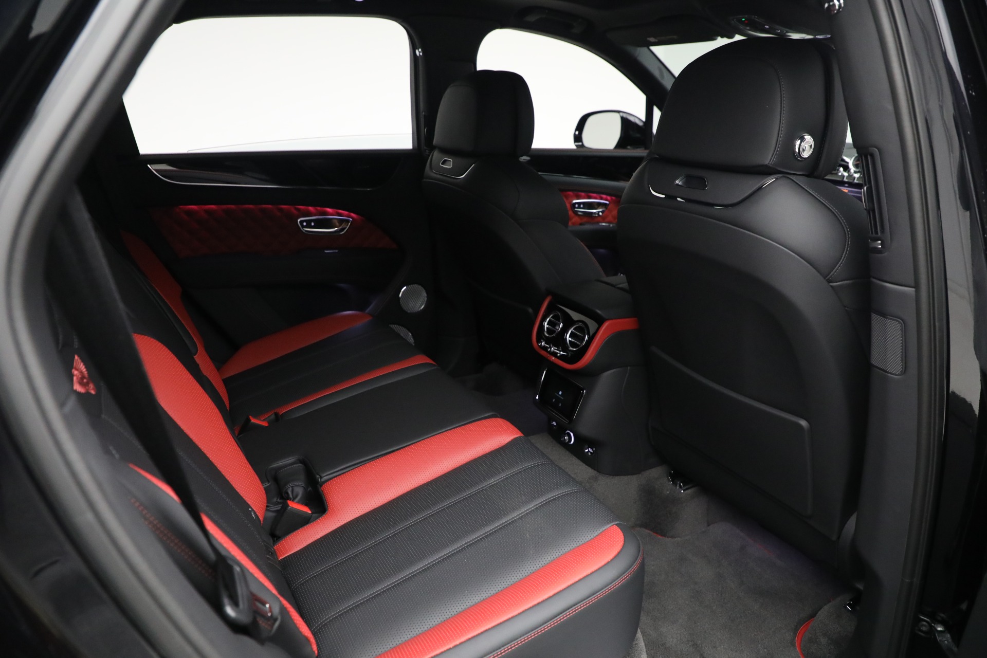 New-2024-Bentley-Bentayga-S-V8