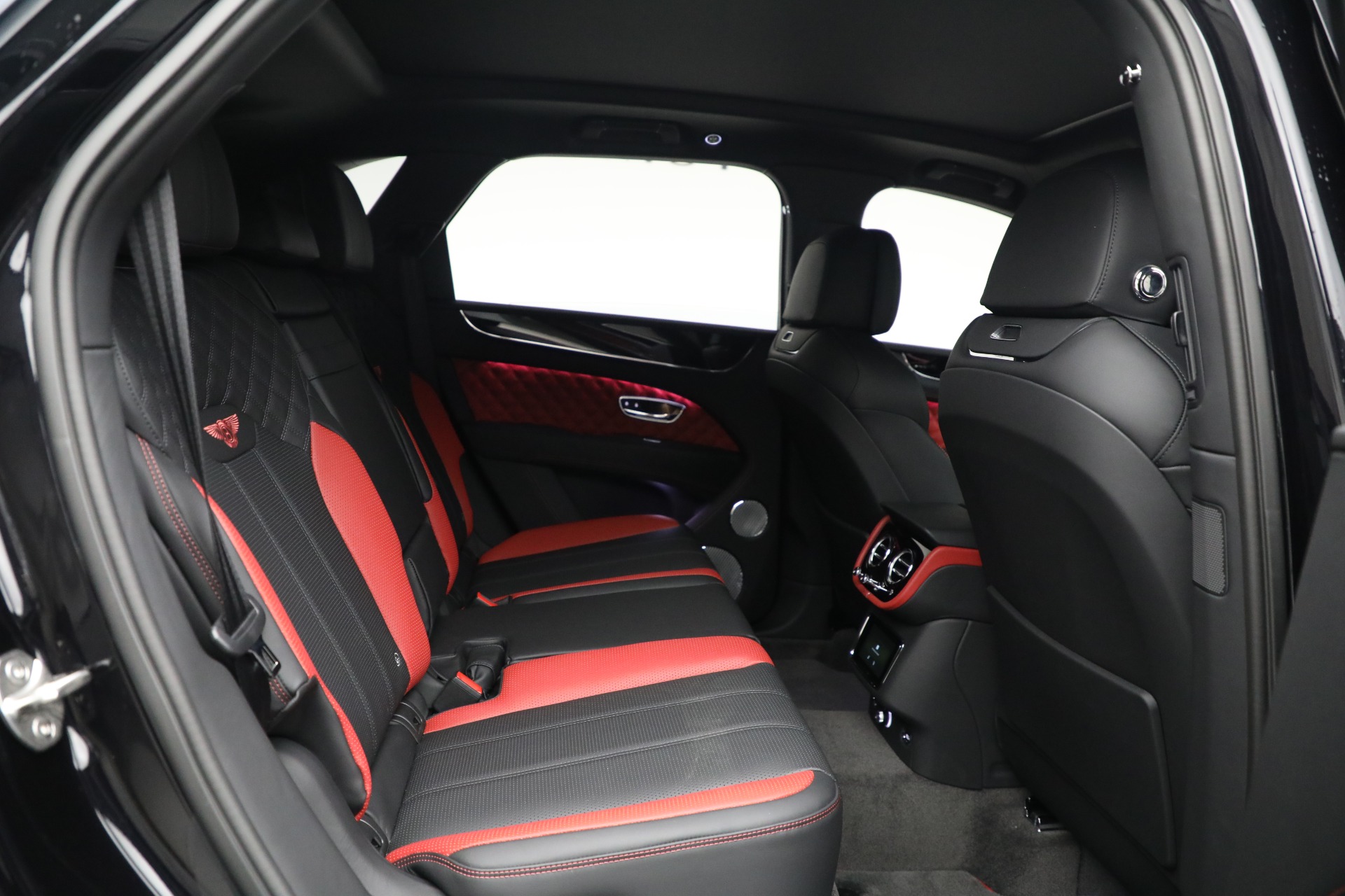 New-2024-Bentley-Bentayga-S-V8