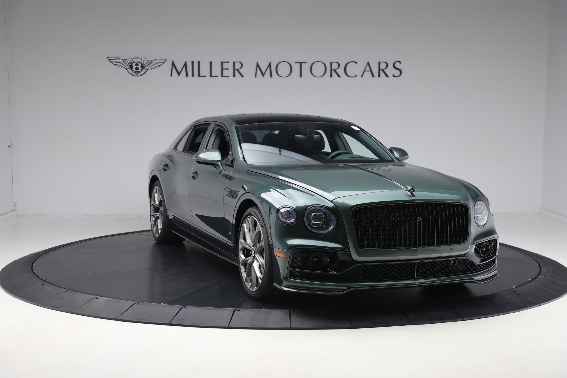 Used-2023-Bentley-Flying-Spur-Speed