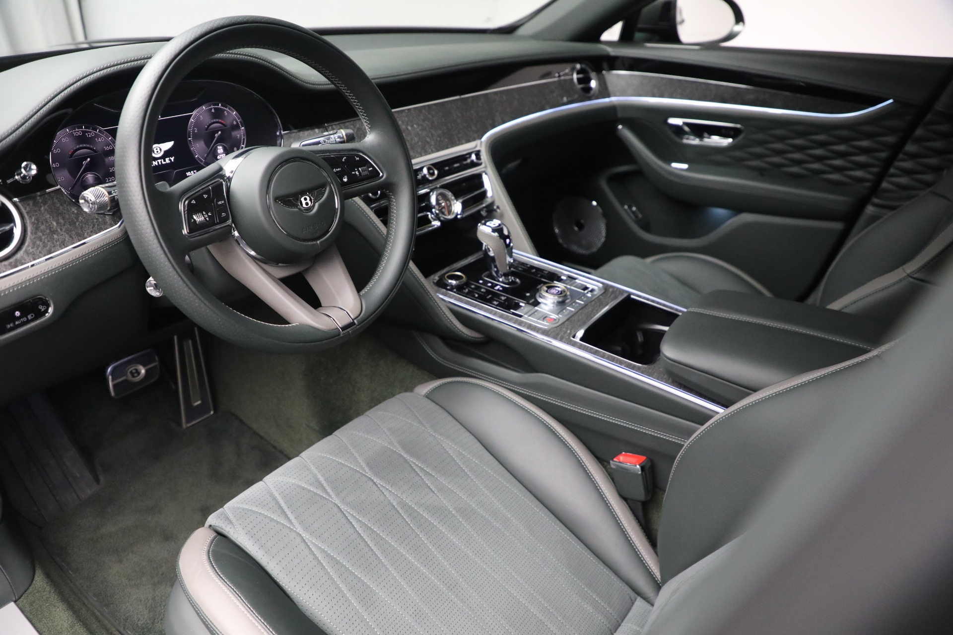 Used-2023-Bentley-Flying-Spur-Speed