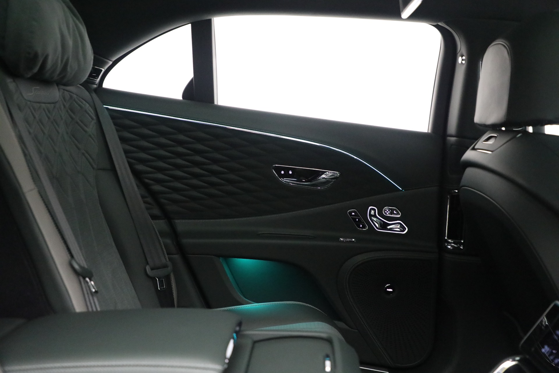 Used-2023-Bentley-Flying-Spur-Speed