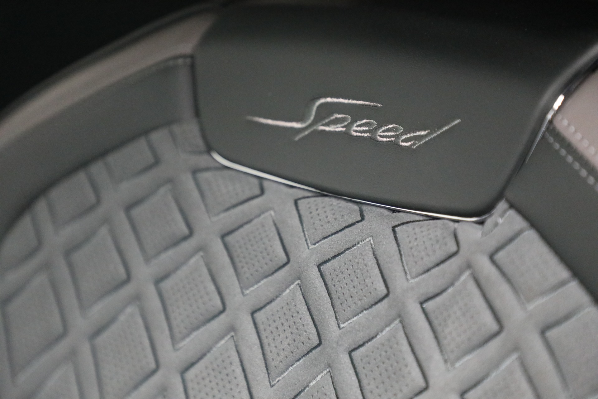 Used-2023-Bentley-Flying-Spur-Speed