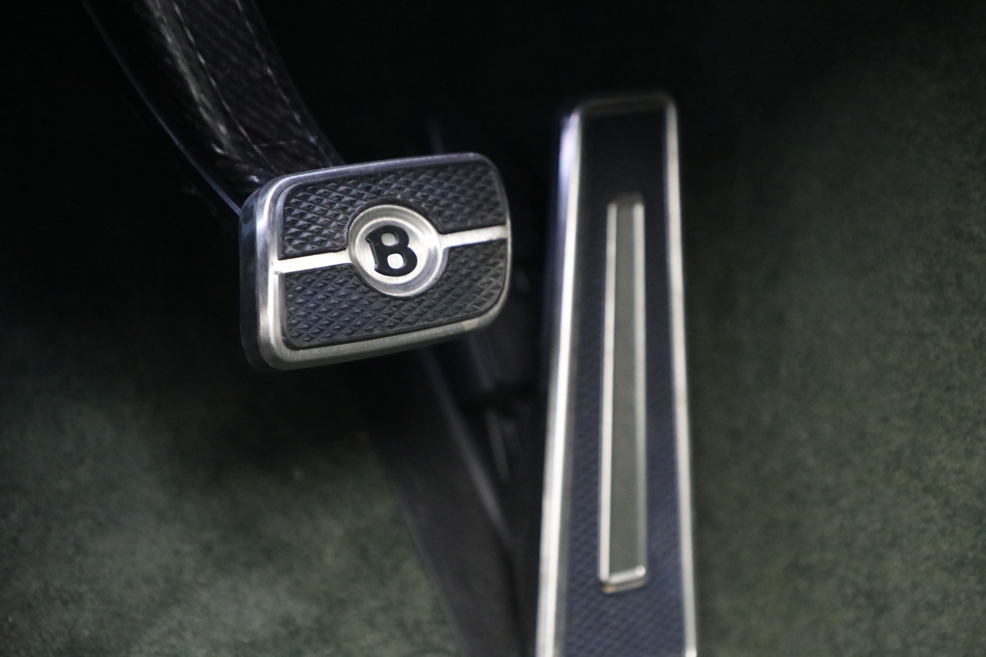 Used-2023-Bentley-Flying-Spur-Speed