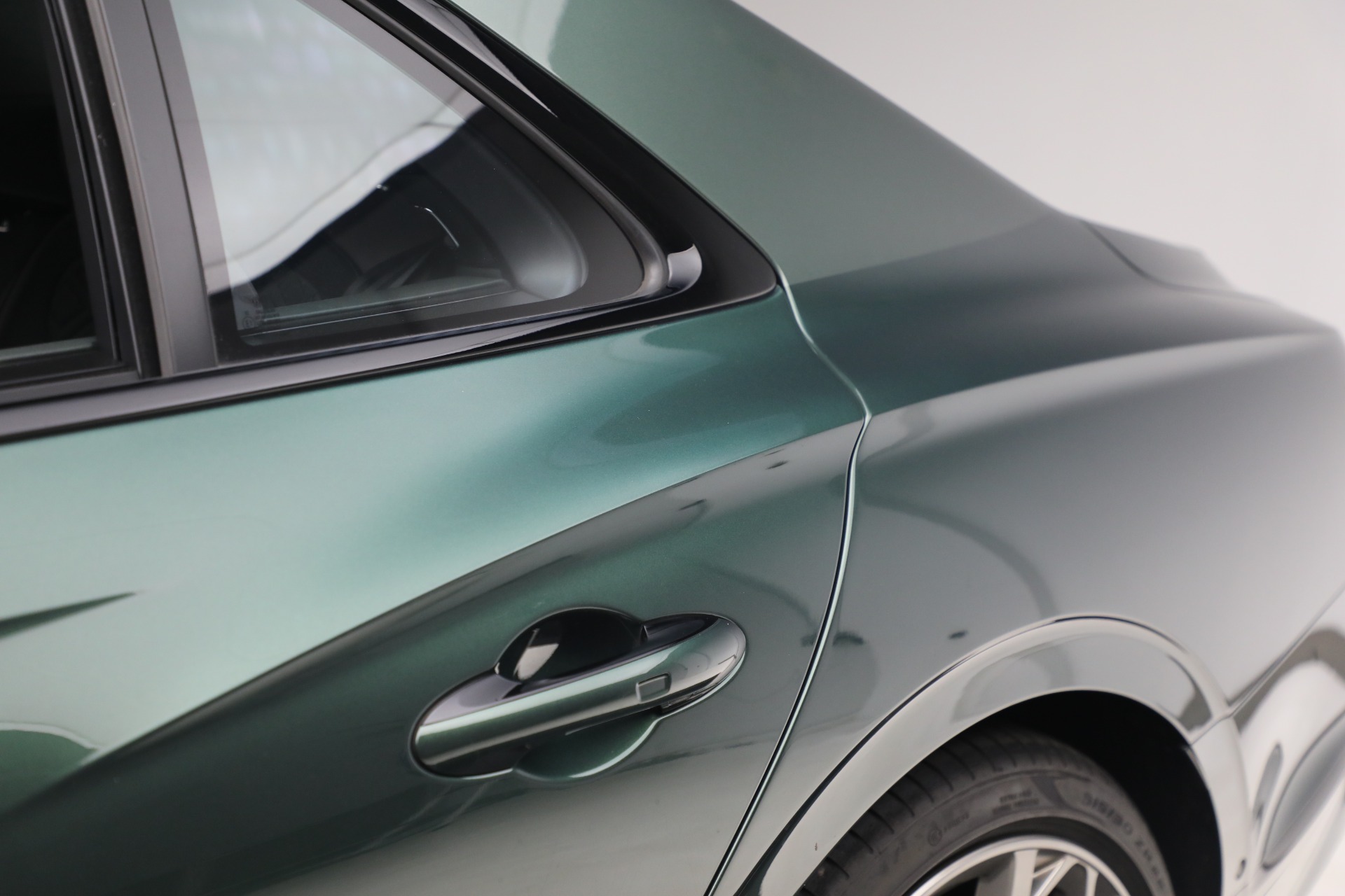 Used-2023-Bentley-Flying-Spur-Speed