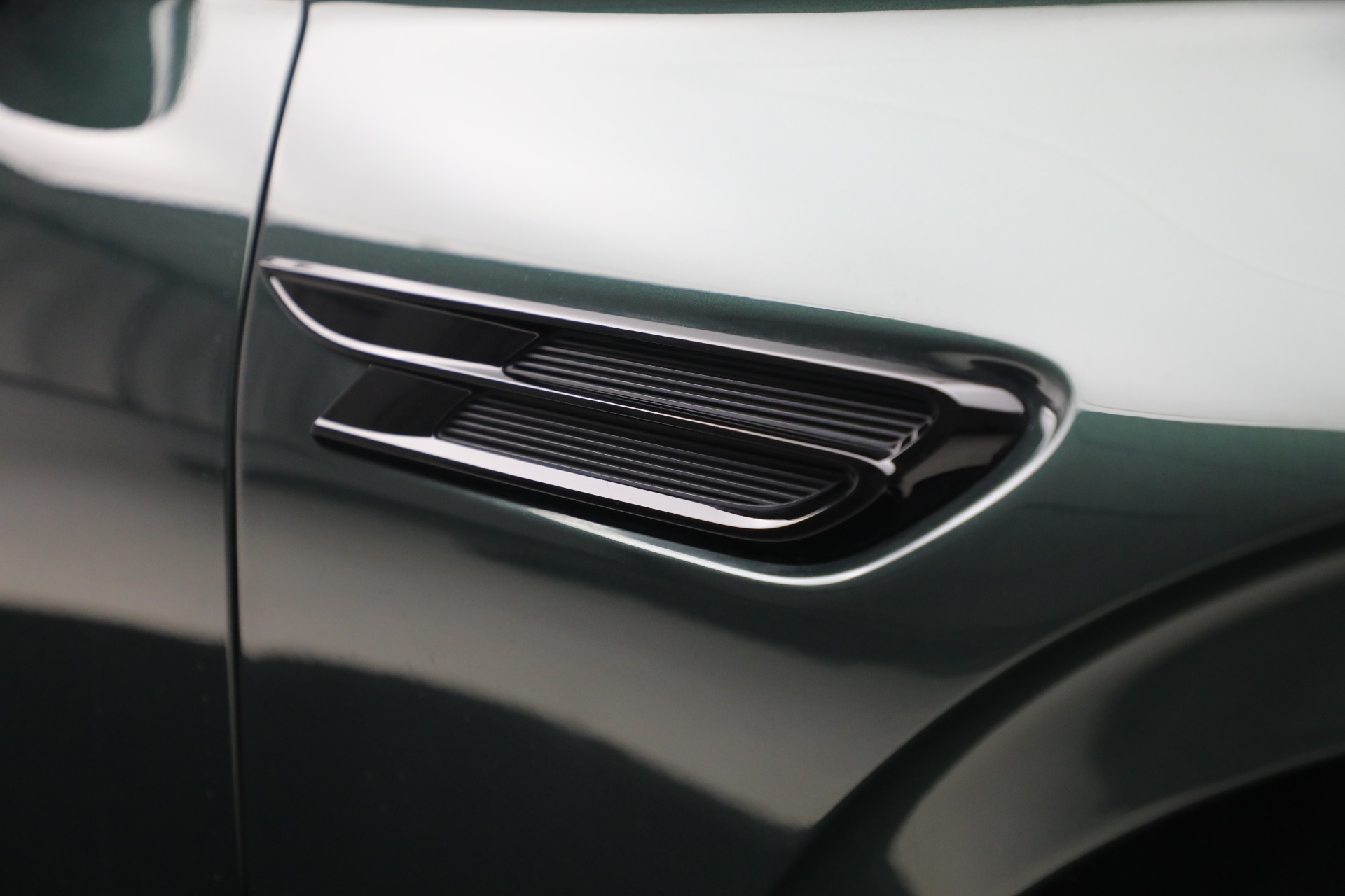 Used-2023-Bentley-Flying-Spur-Speed